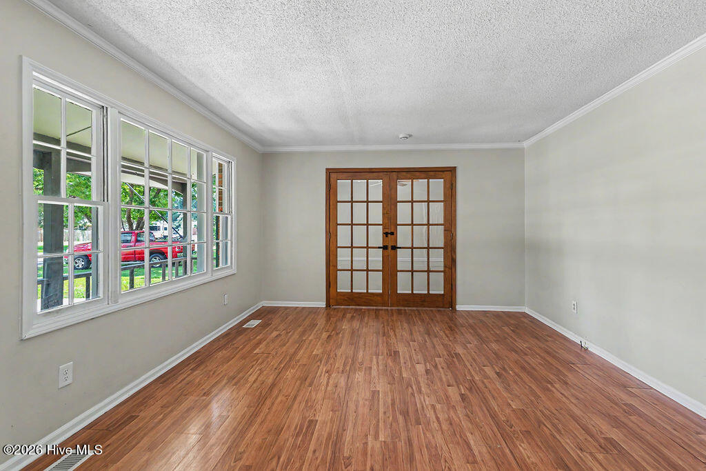 124 Carolina Circle Property Photo 4