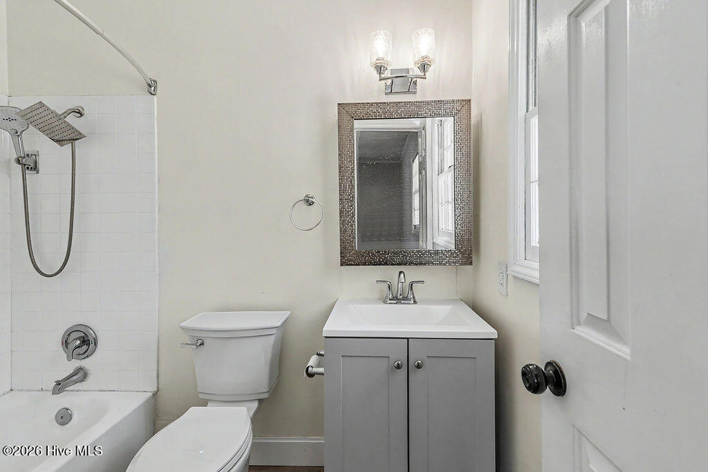 124 Carolina Circle Property Photo 25