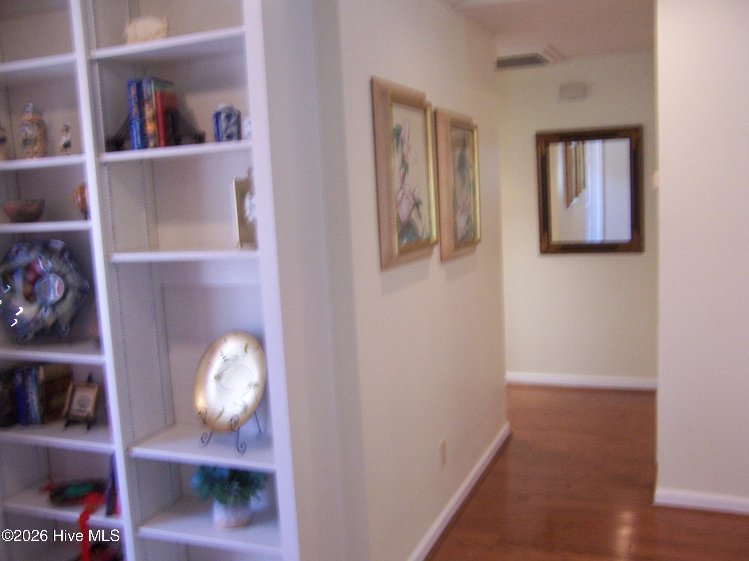 110 Mallard Lane Property Photo 8