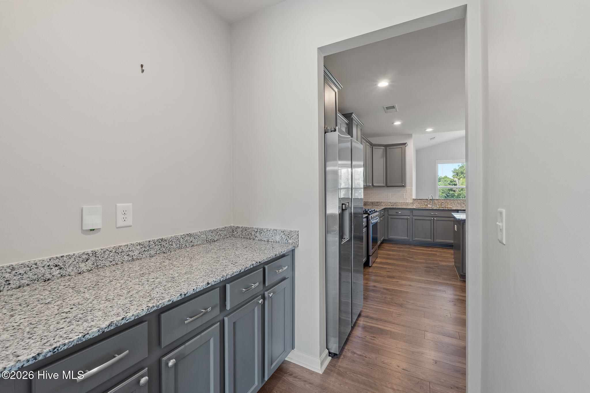 6064 High Top Lane Property Photo 4