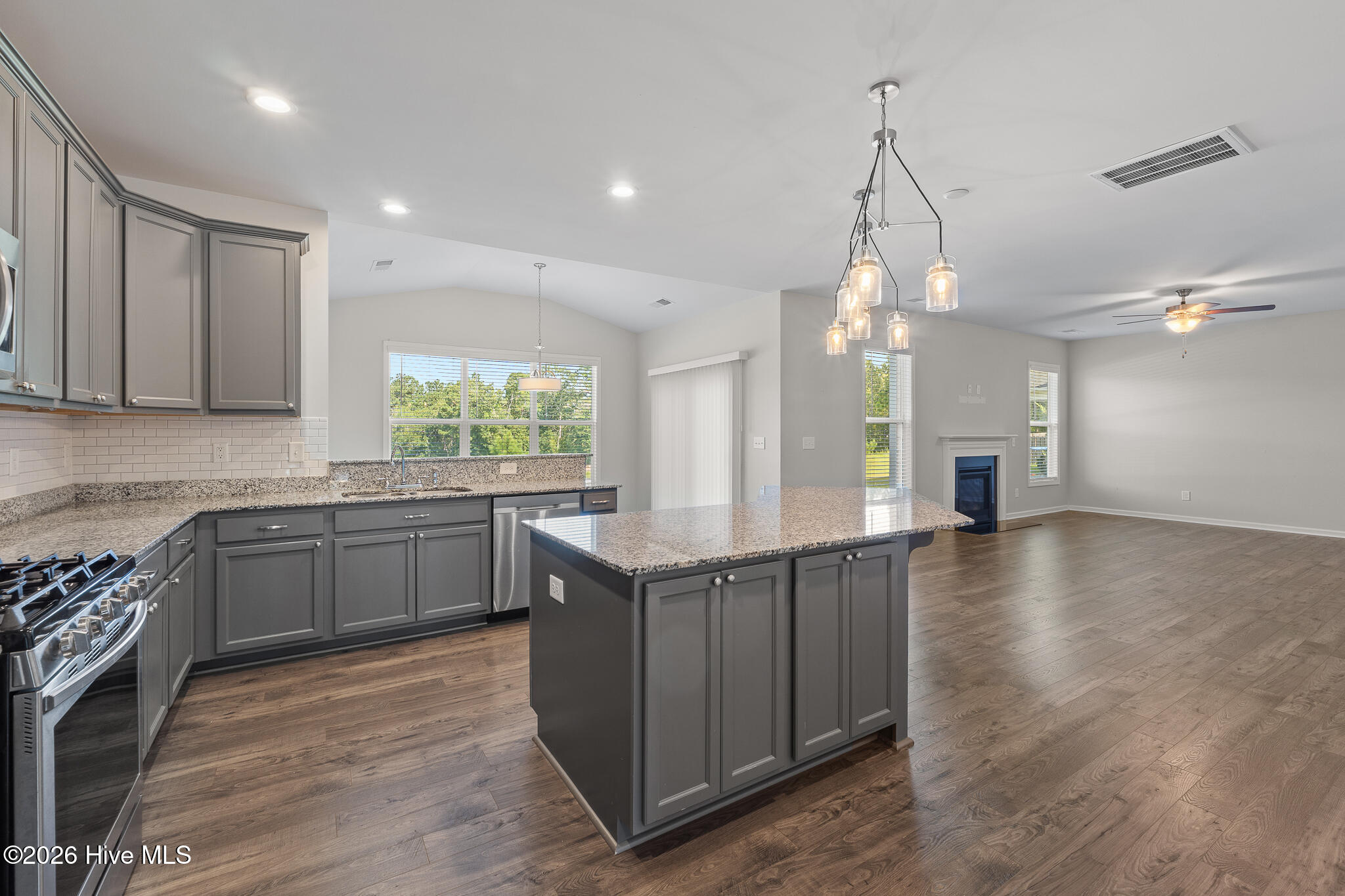 6064 High Top Lane Property Photo 6