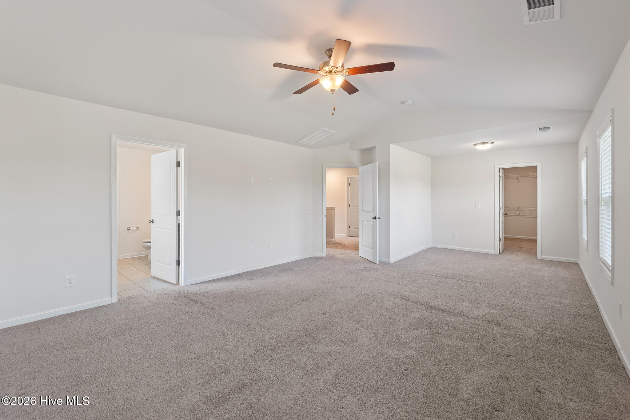 6064 High Top Lane Property Photo 15