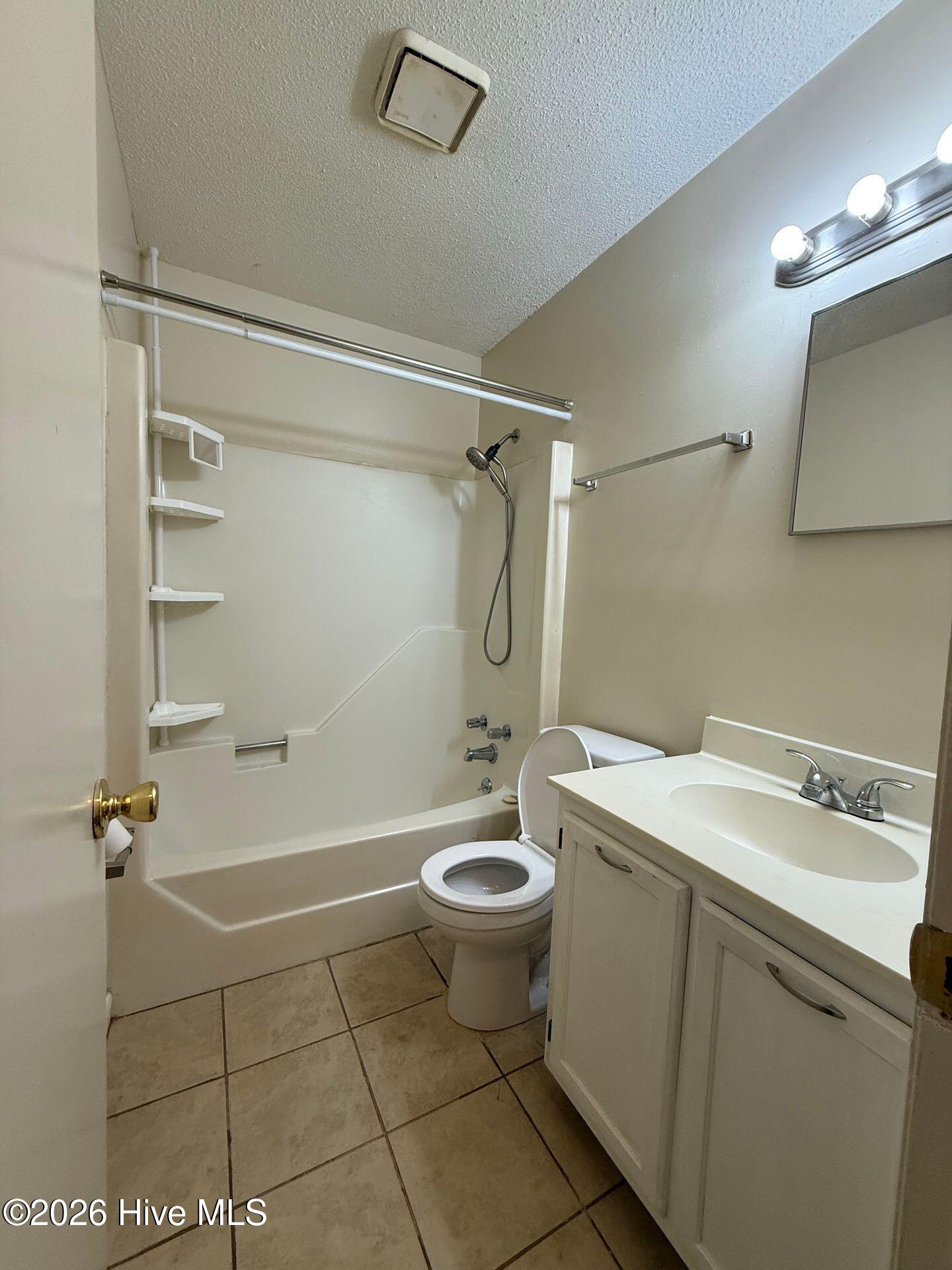 133 Village Circle Property Photo 6