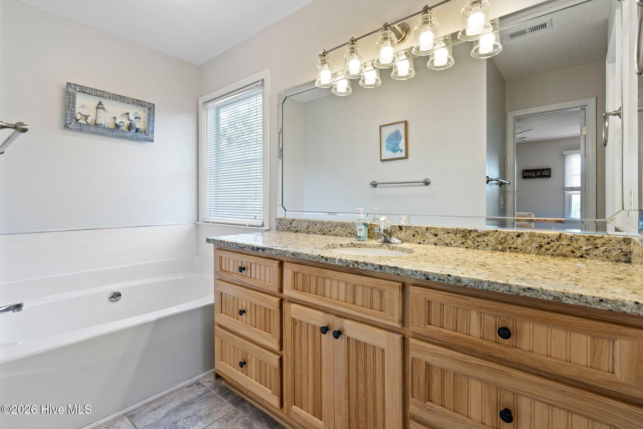 8 Maritime Drive Property Photo 17