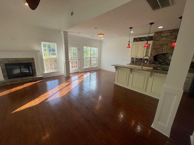 880 Willow Lake Property Photo 4