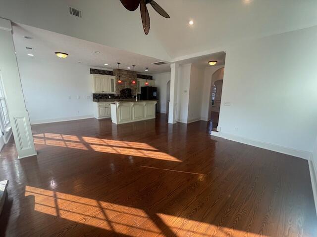880 Willow Lake Property Photo 5