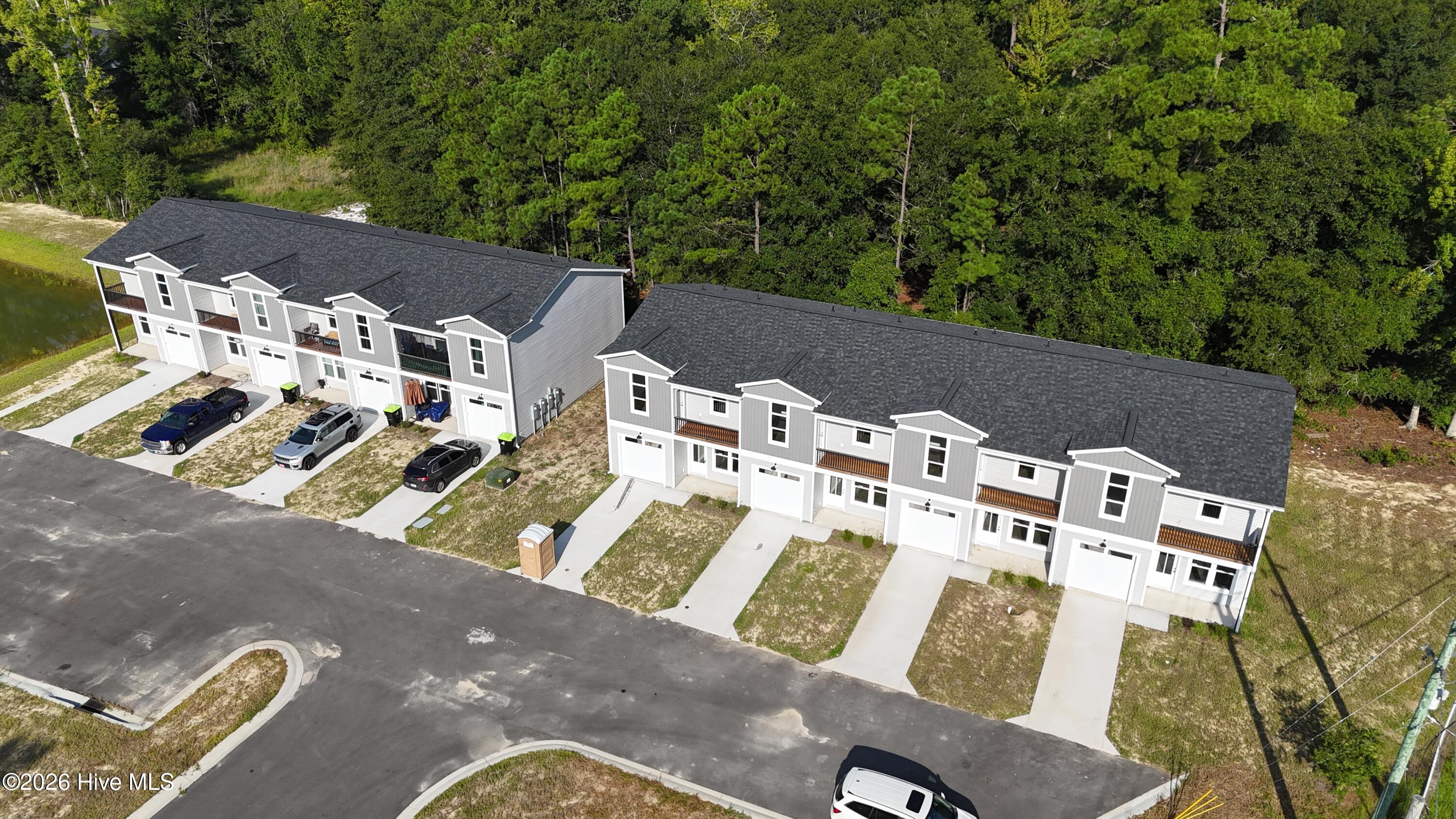1032 Xian Way Property Photo 6