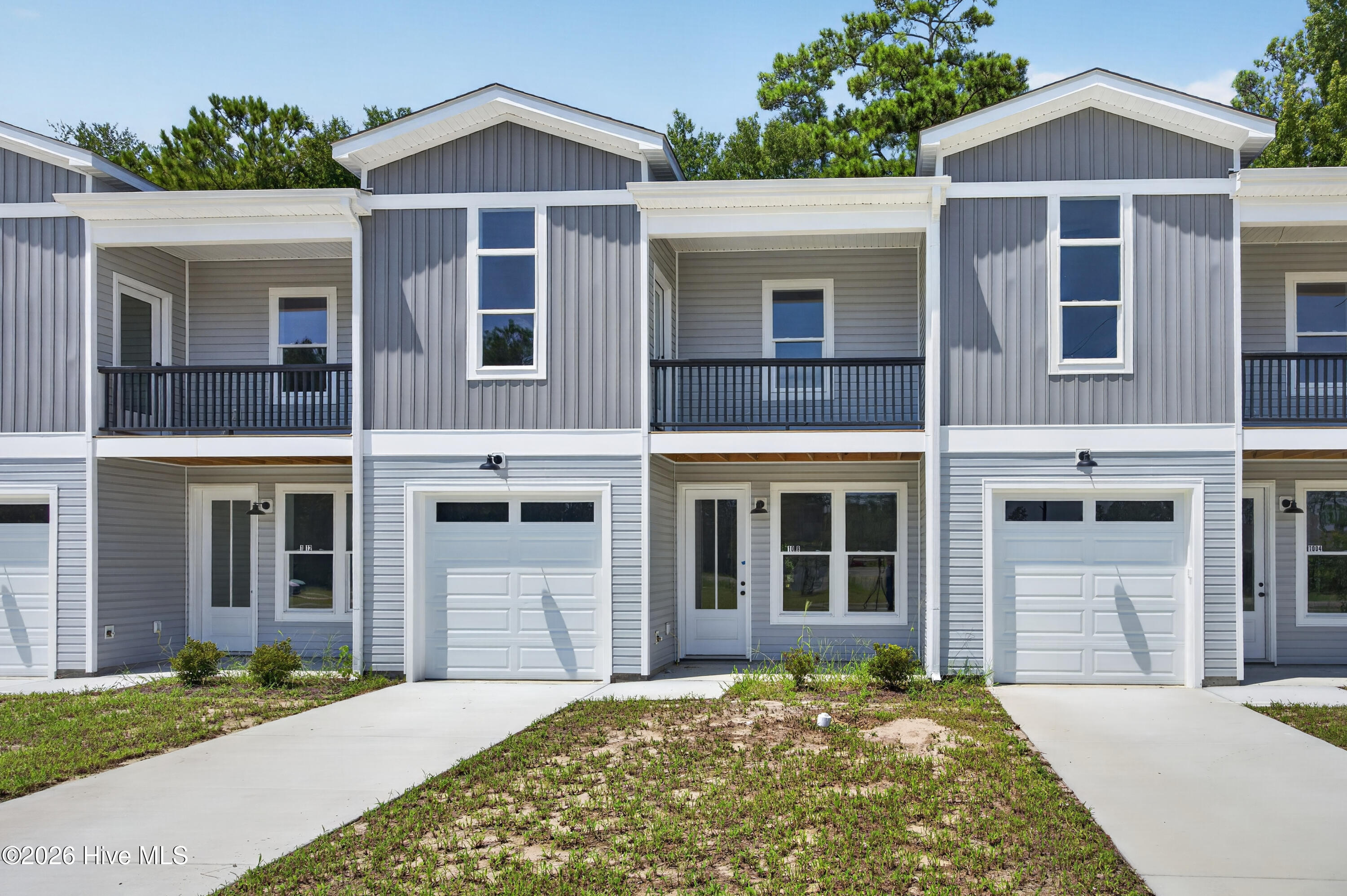 1032 Xian Way Property Photo 13