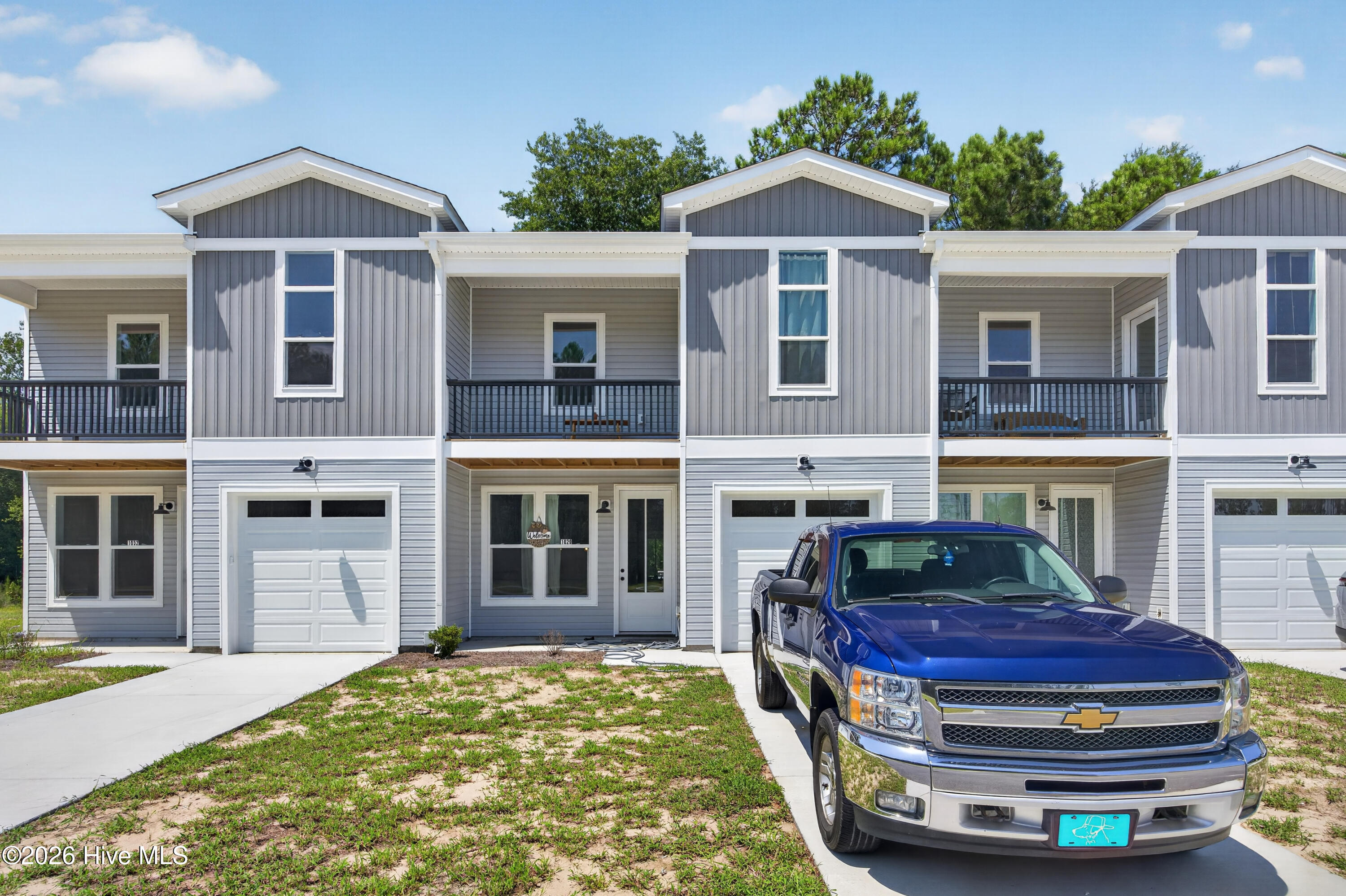 1032 Xian Way Property Photo 14