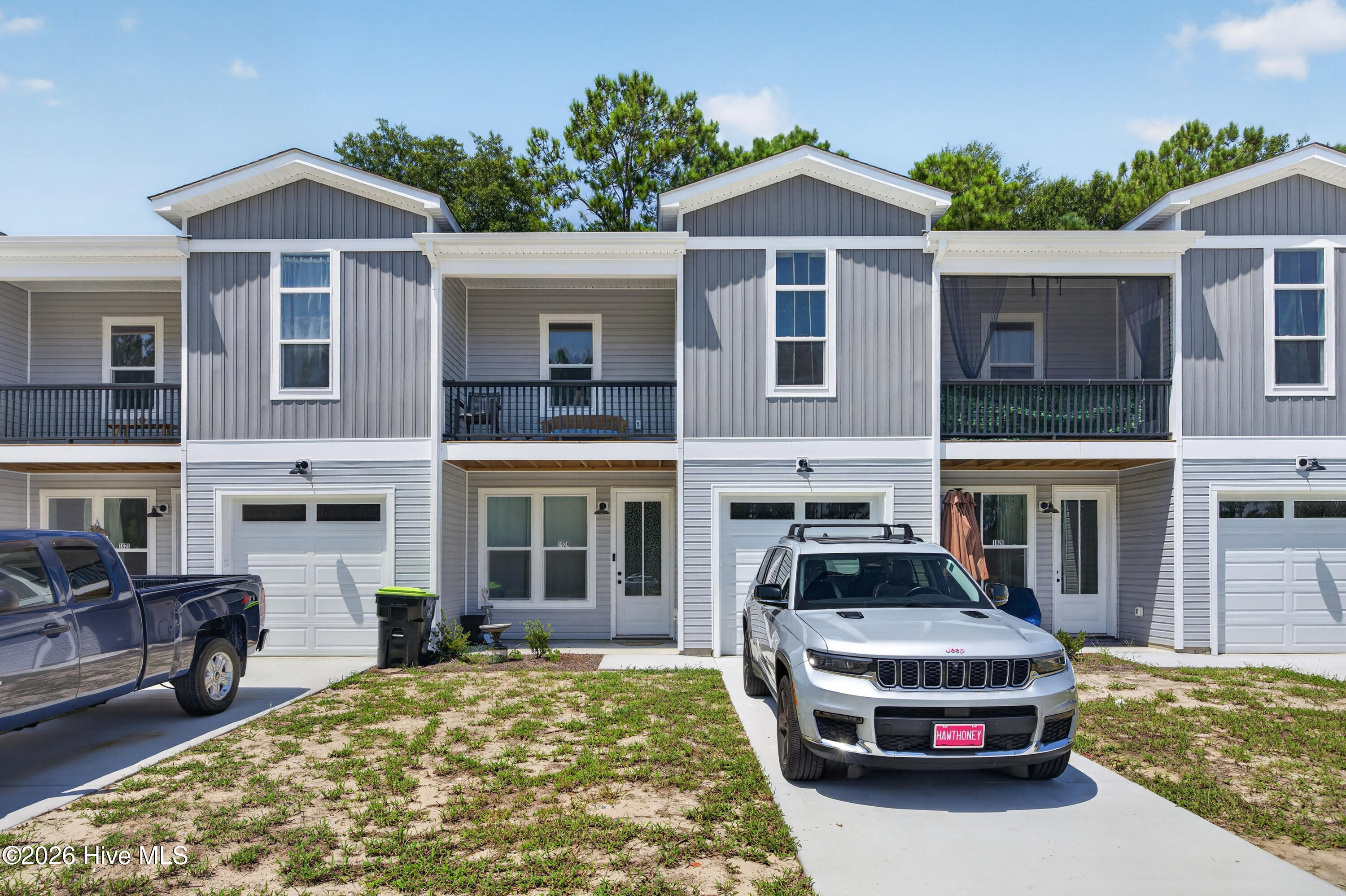 1032 Xian Way Property Photo 16