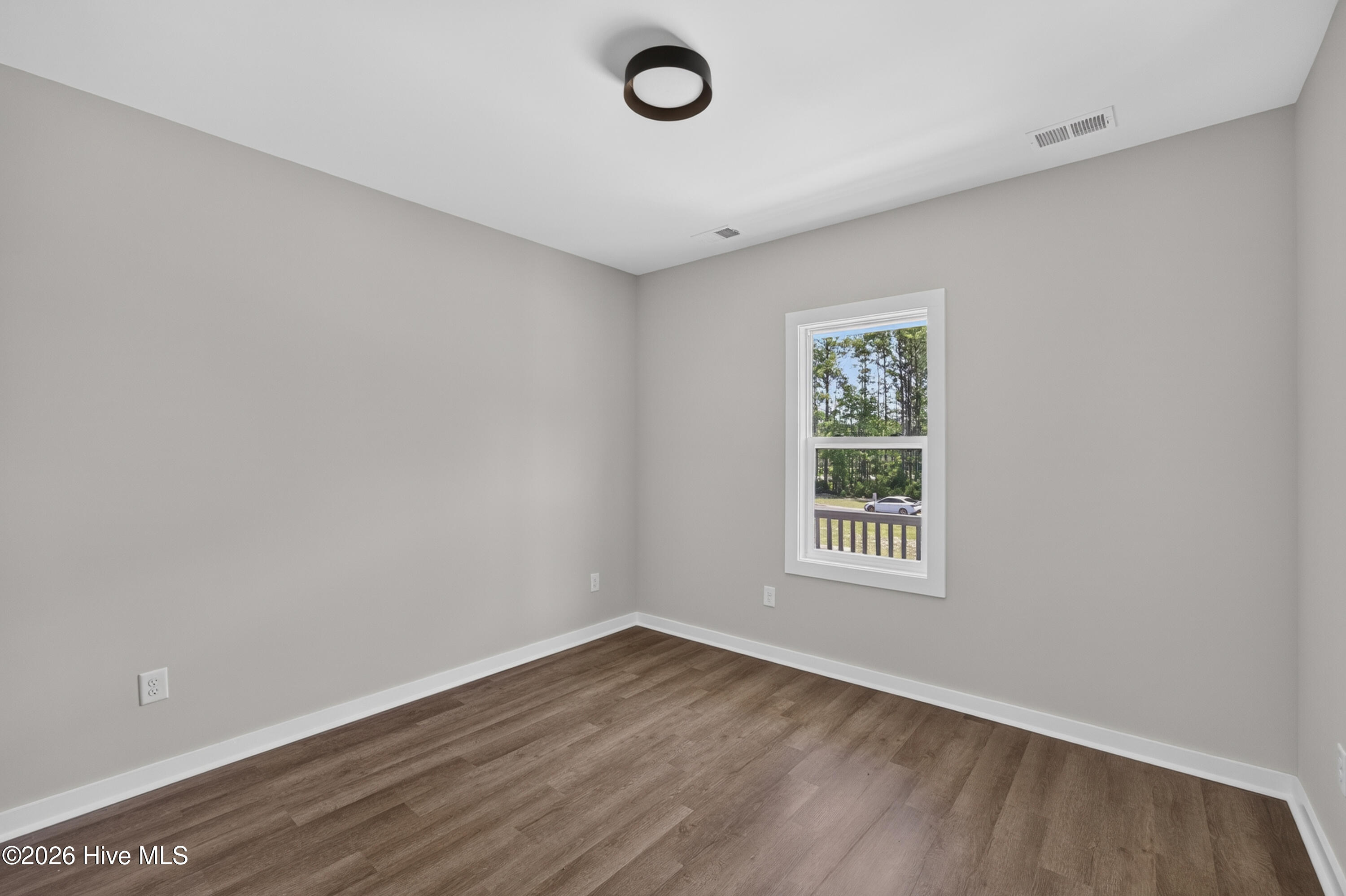 1032 Xian Way Property Photo 38