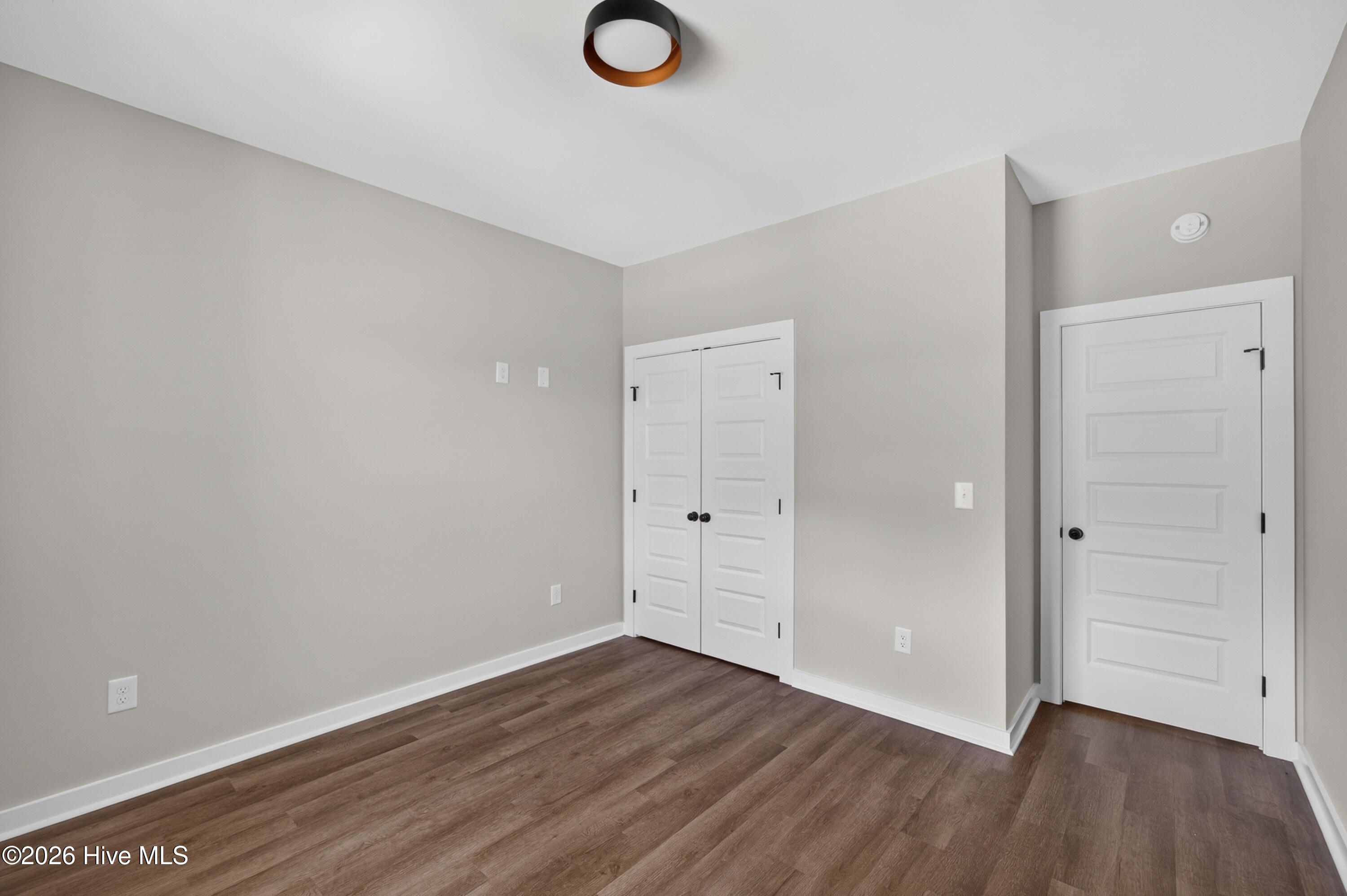 1032 Xian Way Property Photo 39