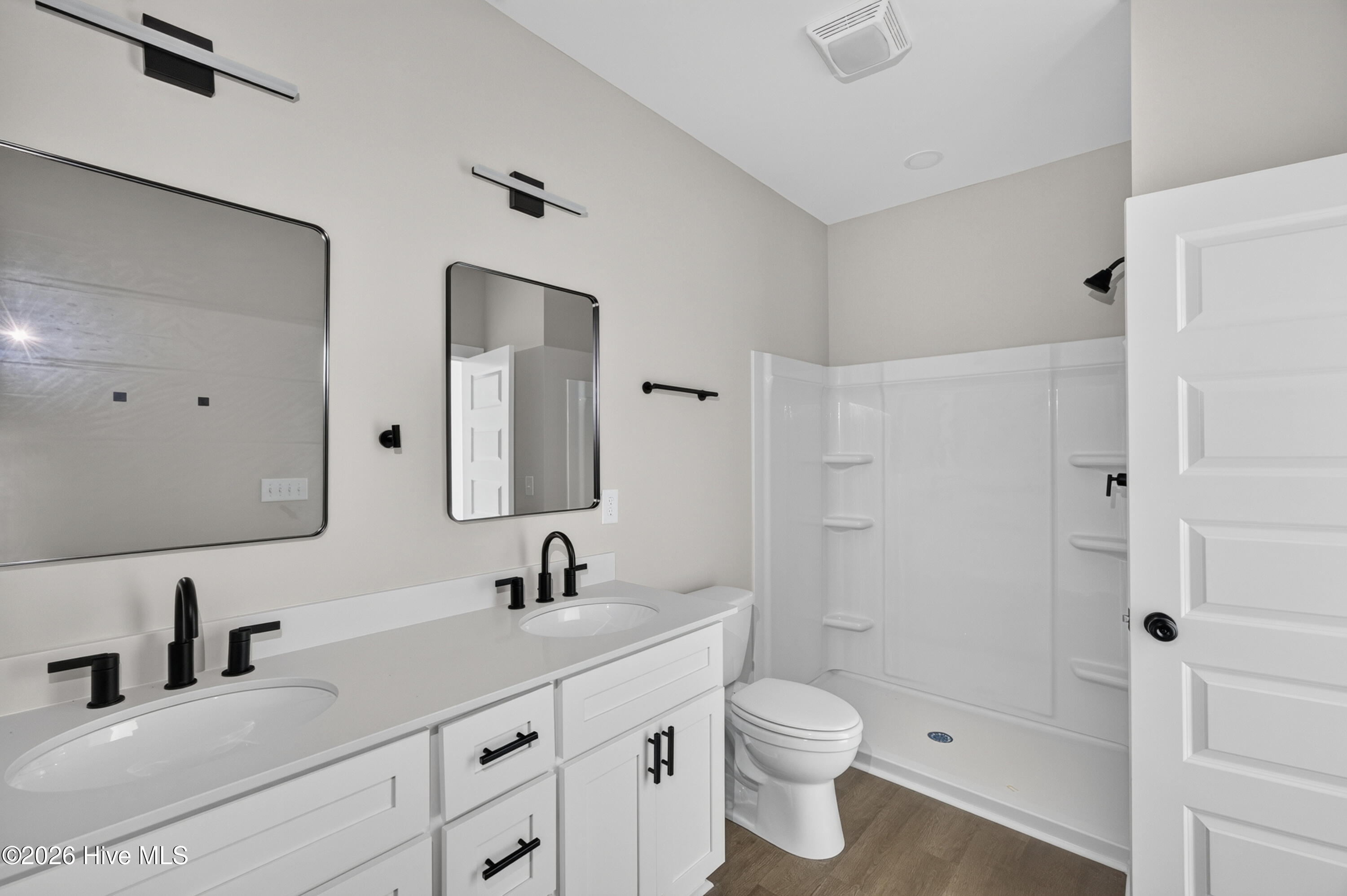1032 Xian Way Property Photo 49