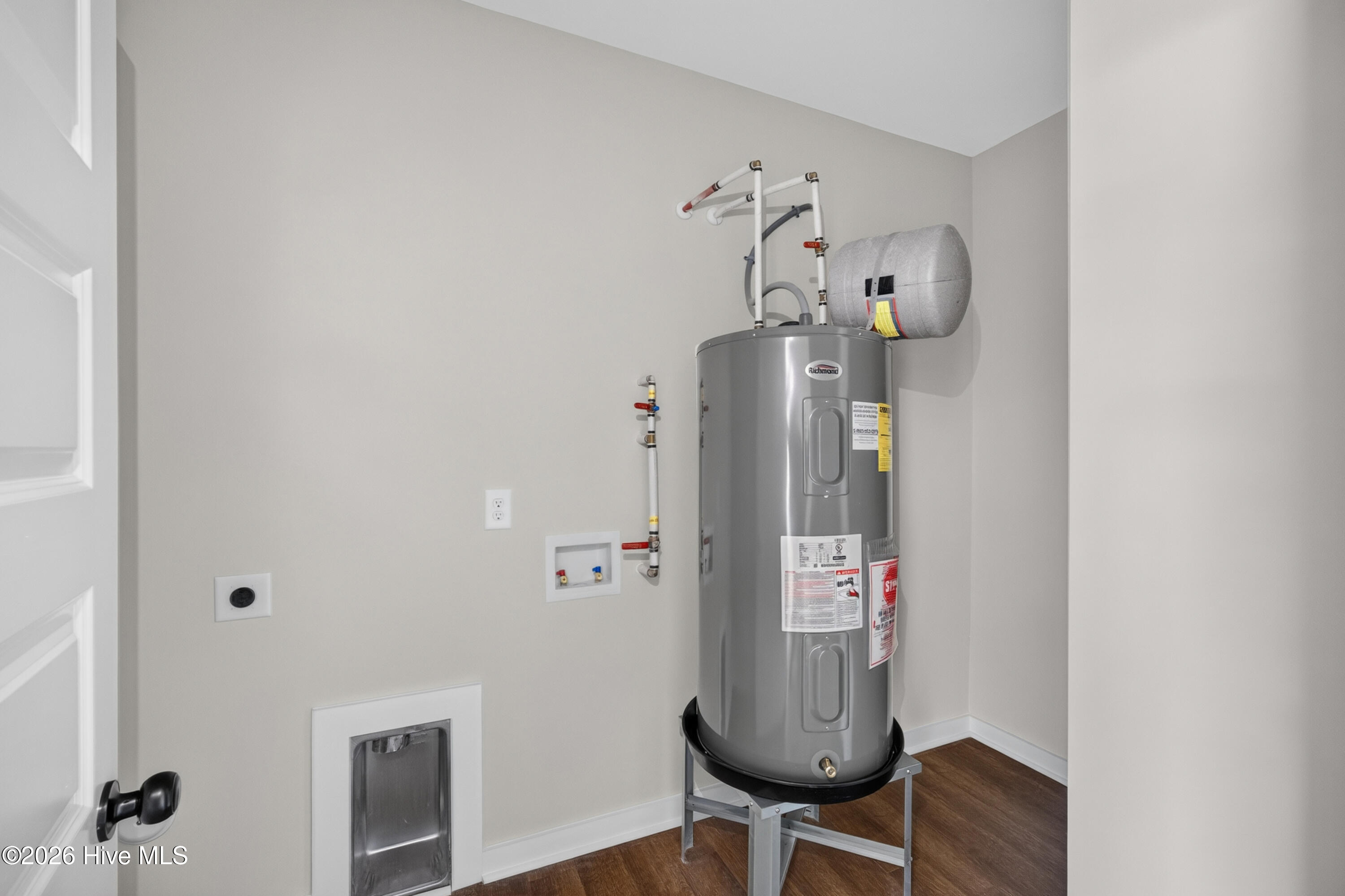 1032 Xian Way Property Photo 50
