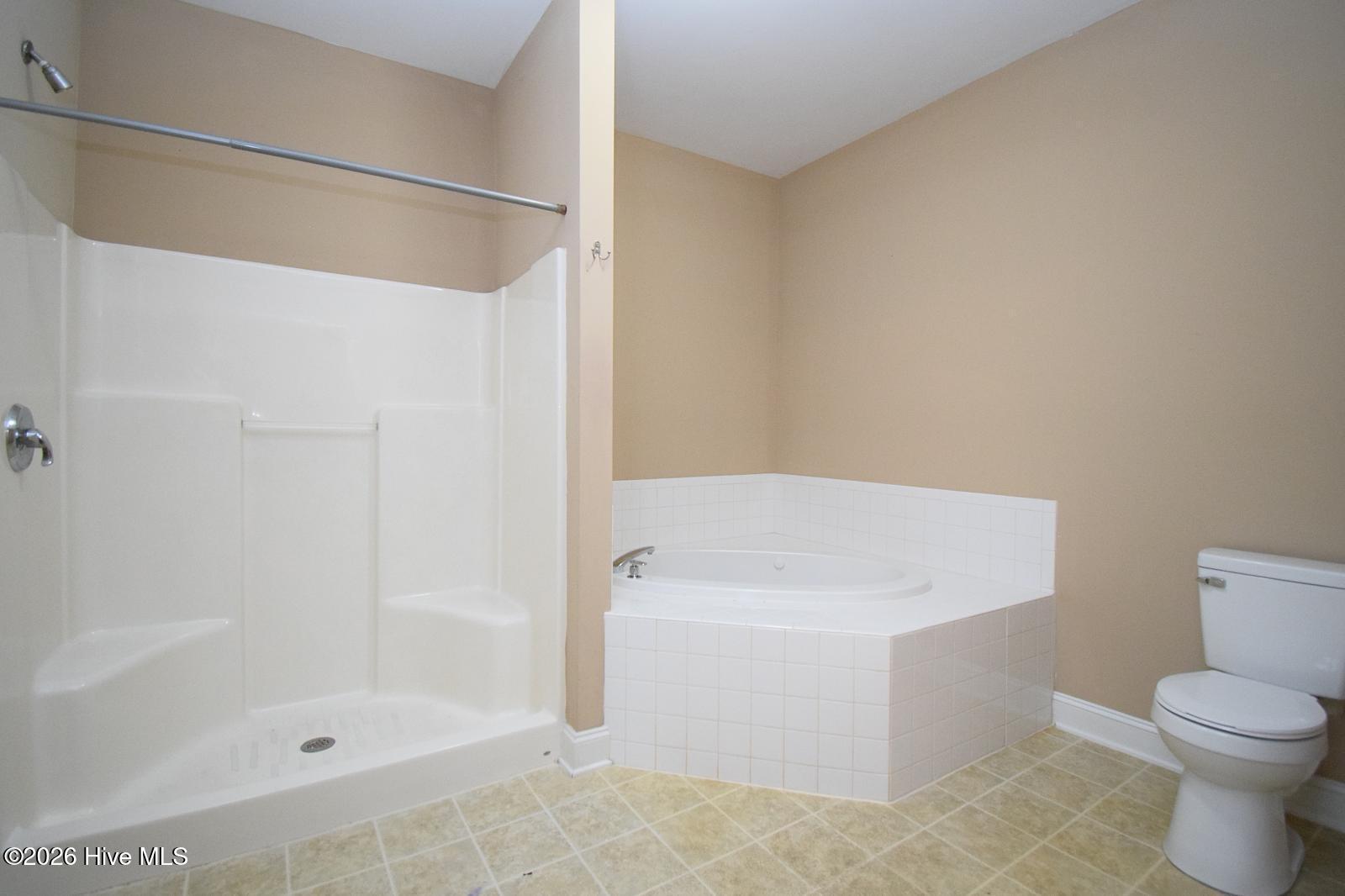1930 Tara Court 103 Property Photo 15