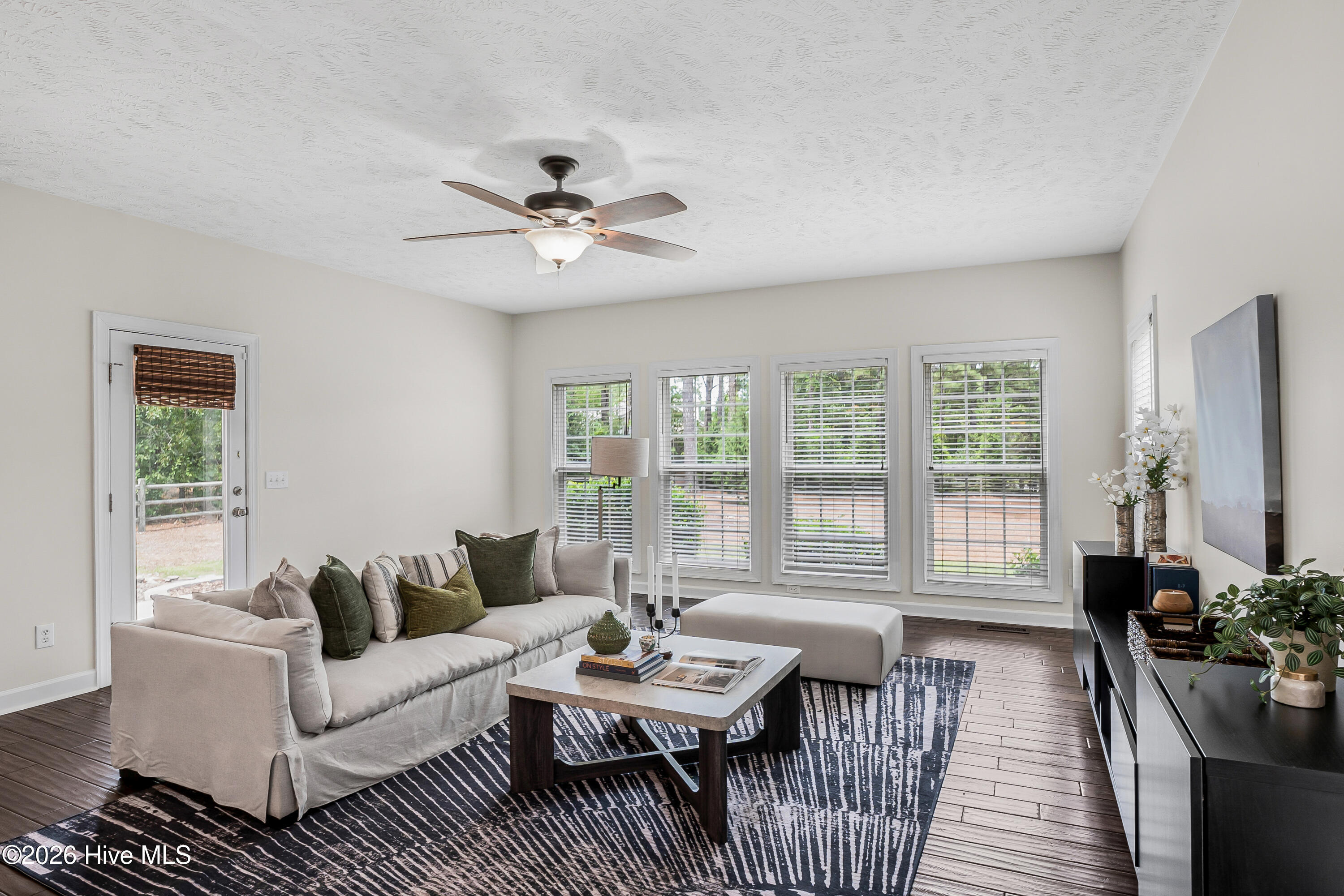 44 Winding Trail Property Photo 6