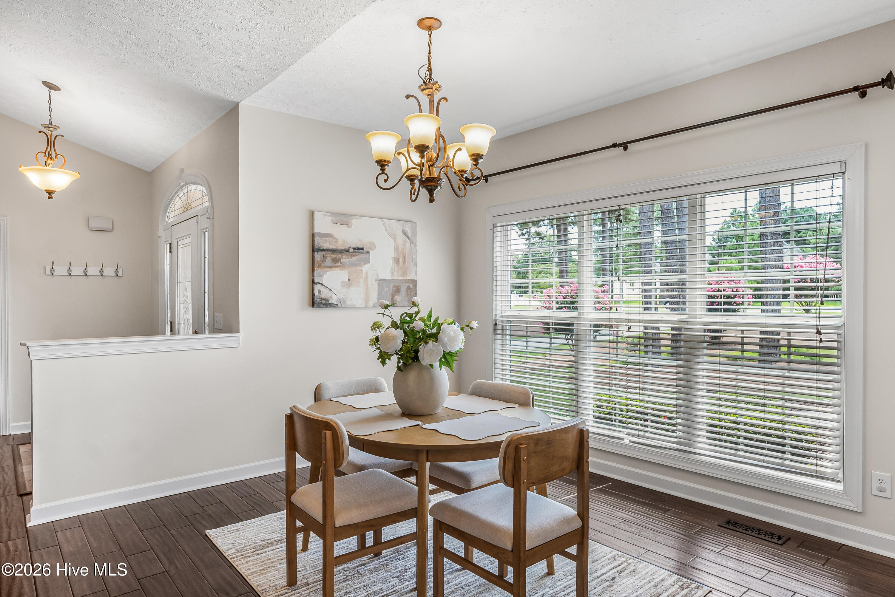 44 Winding Trail Property Photo 8
