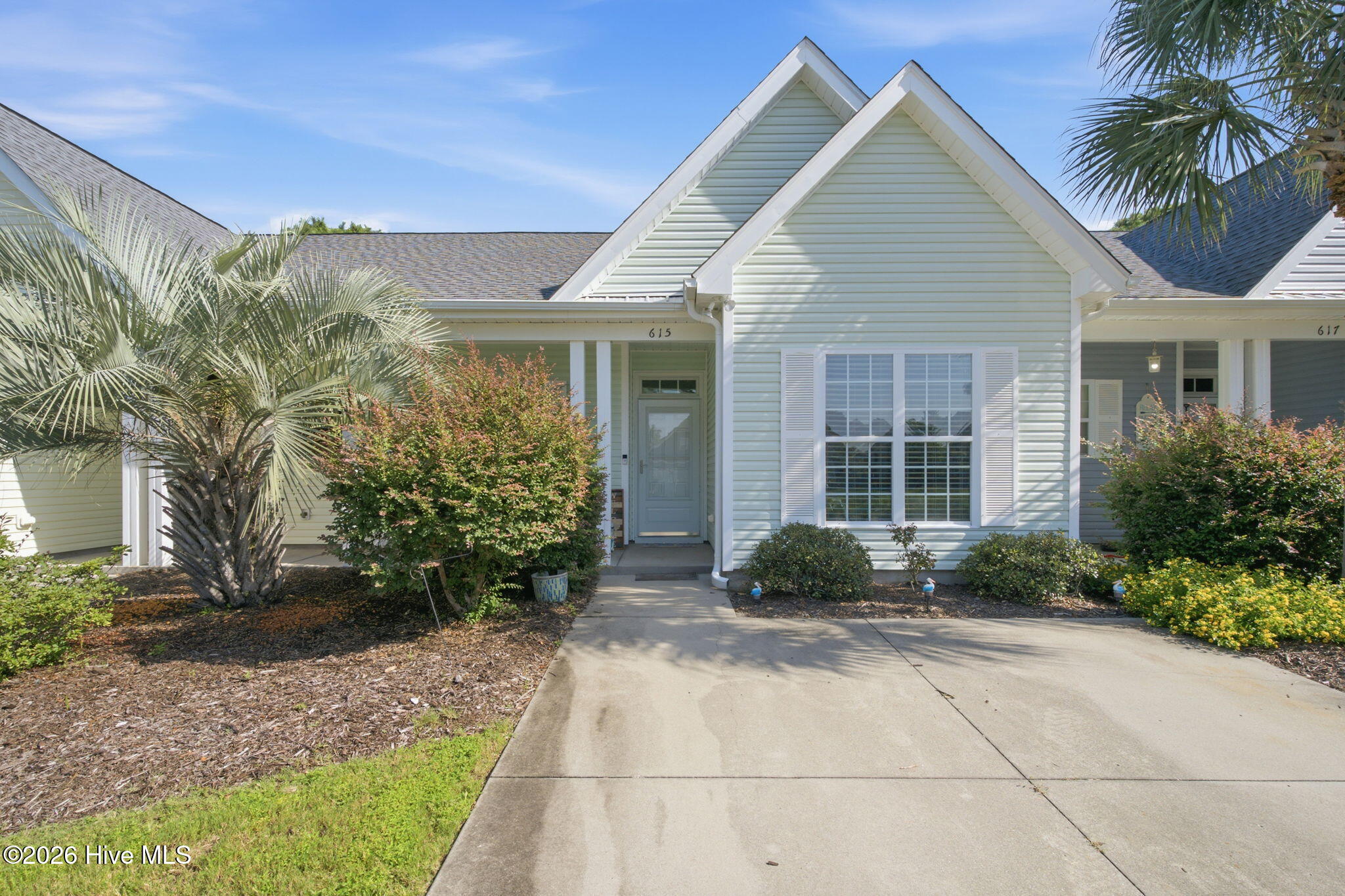 615 Saint Vincent Drive Property Photo 1