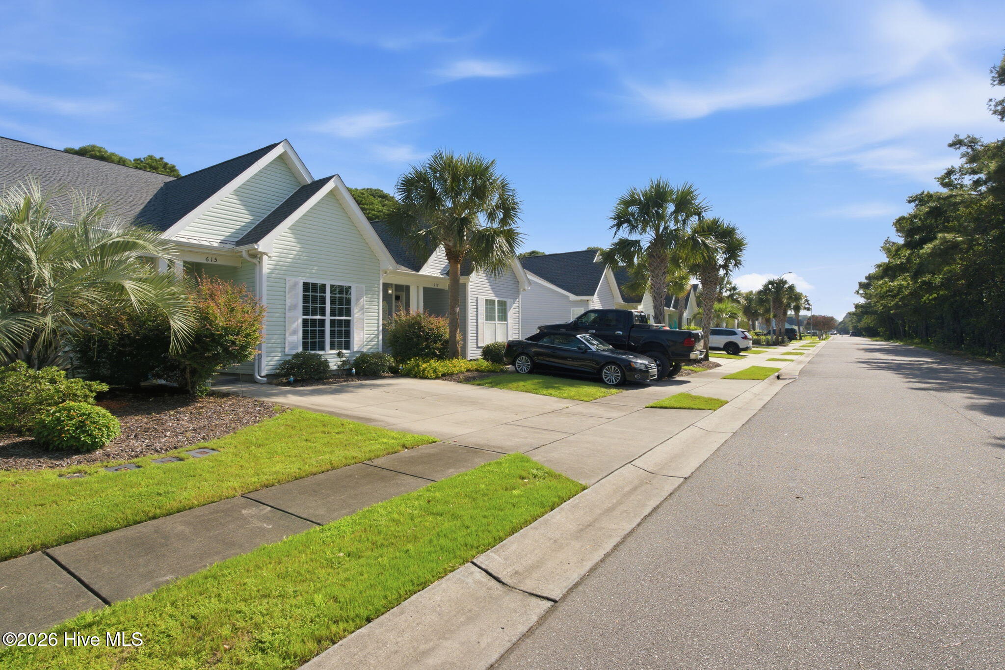 615 Saint Vincent Drive Property Photo 3