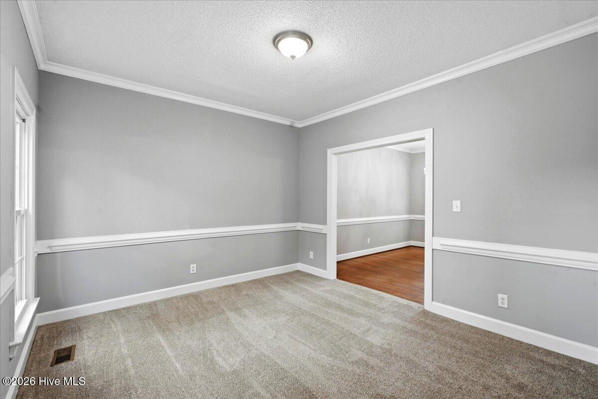 202 N Marion Drive Property Photo 27