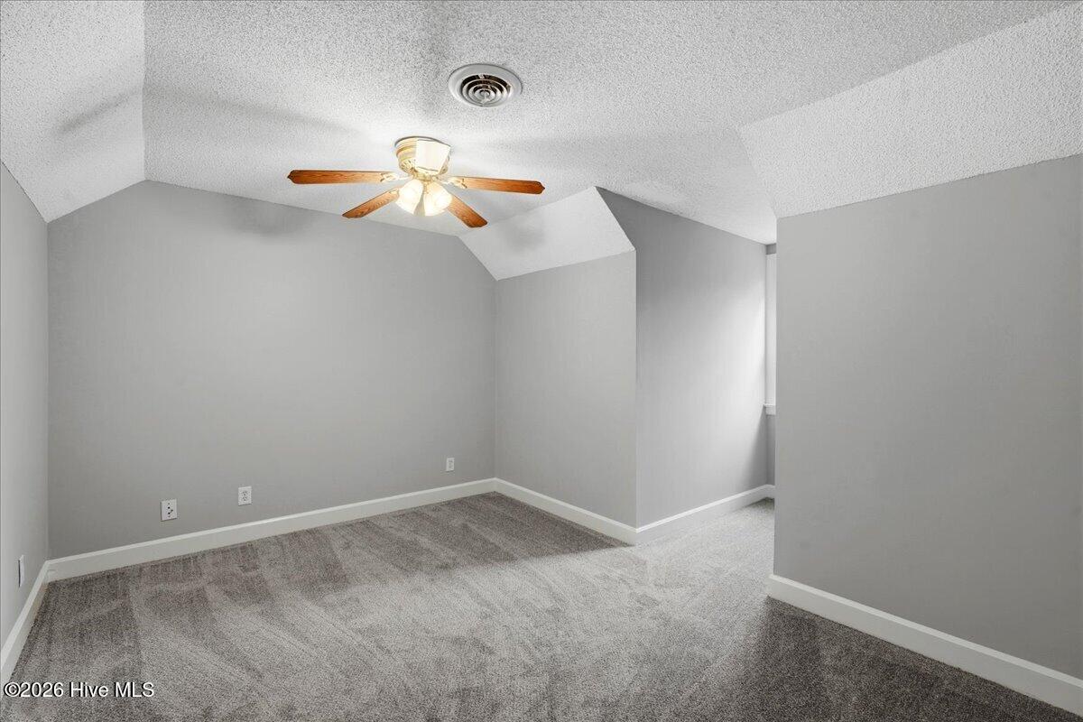 202 N Marion Drive Property Photo 37