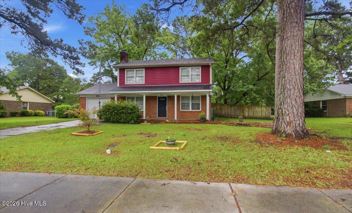 208 Greenbriar Drive Property Photo 2