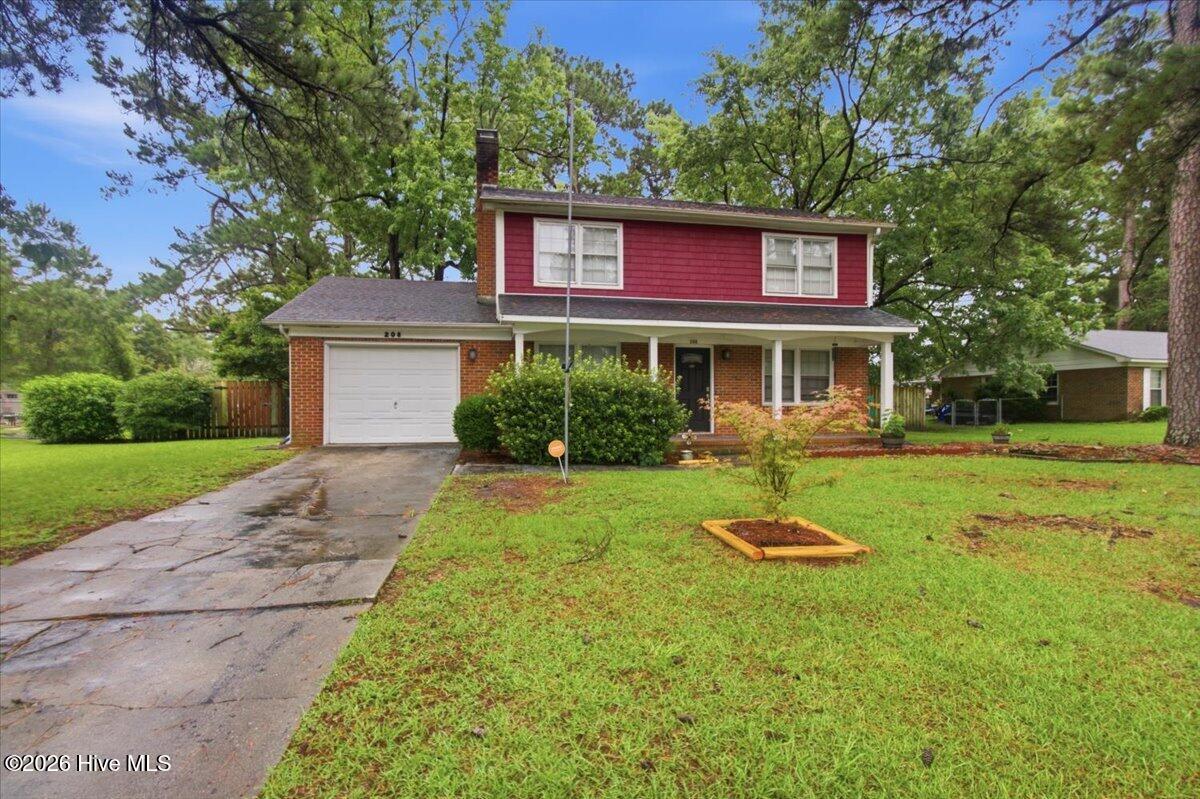208 Greenbriar Drive Property Photo 4