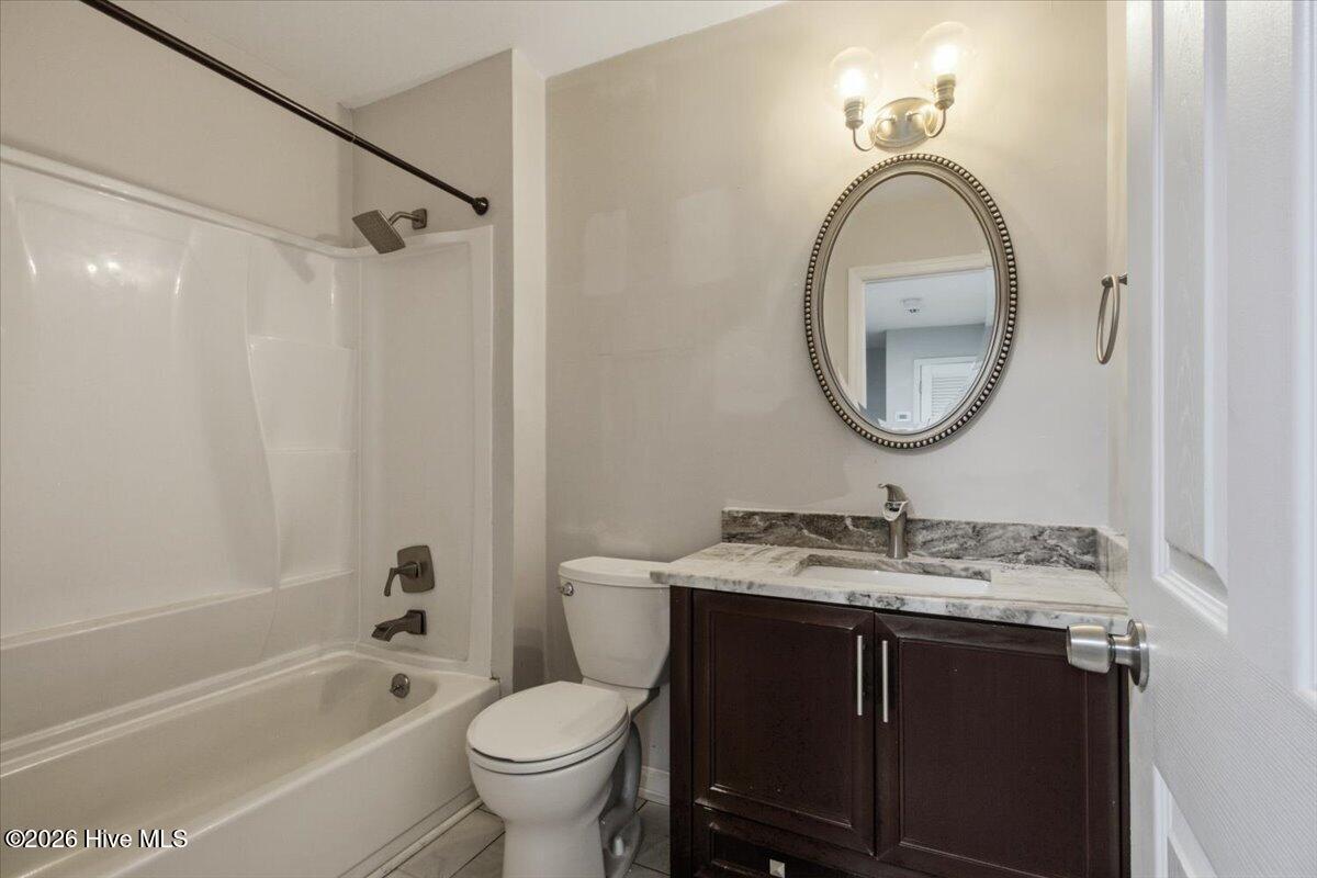 208 Greenbriar Drive Property Photo 19