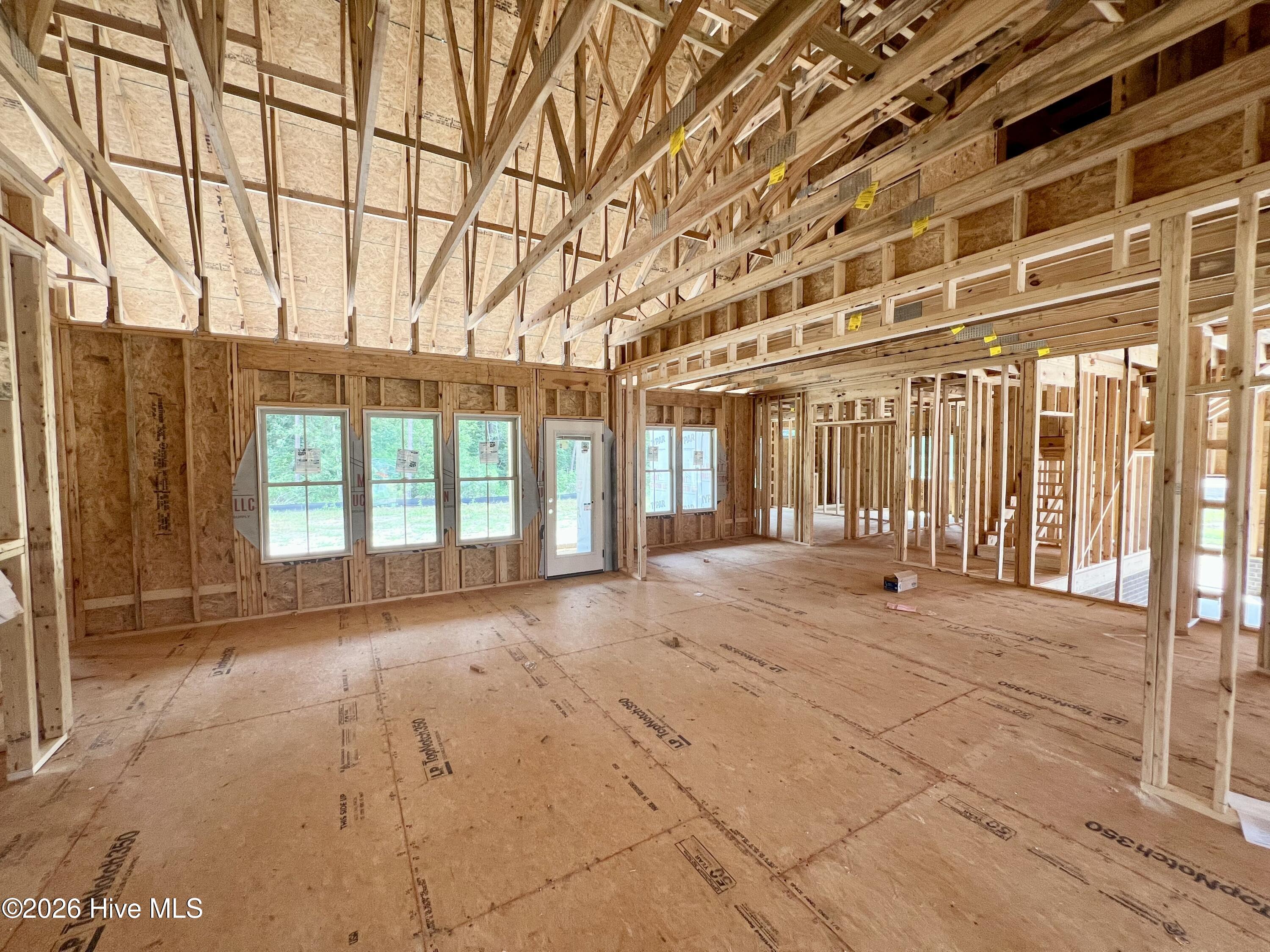 143 Hillstead Way Property Photo 3