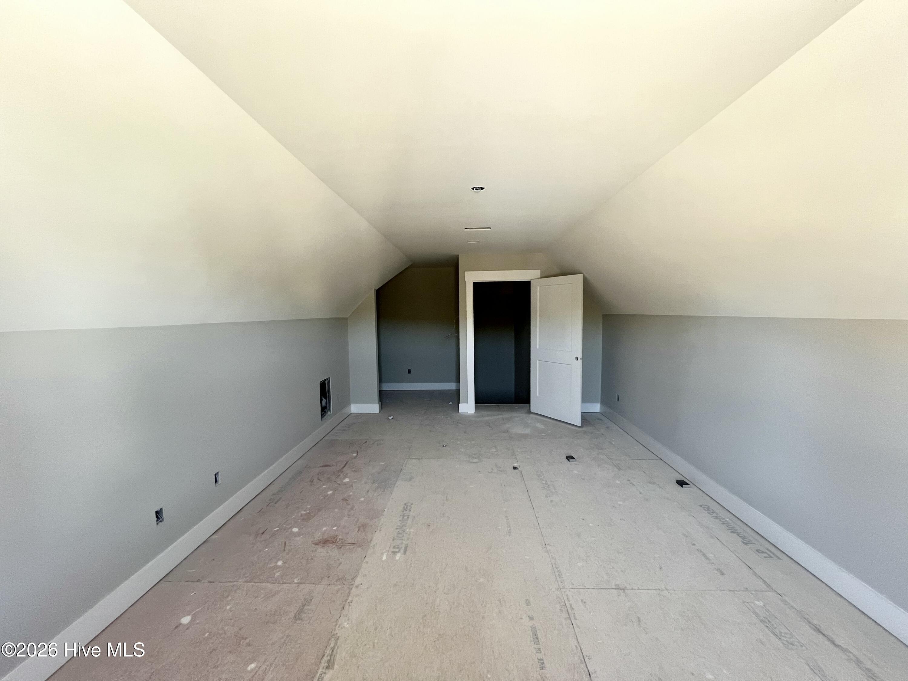 143 Hillstead Way Property Photo 23