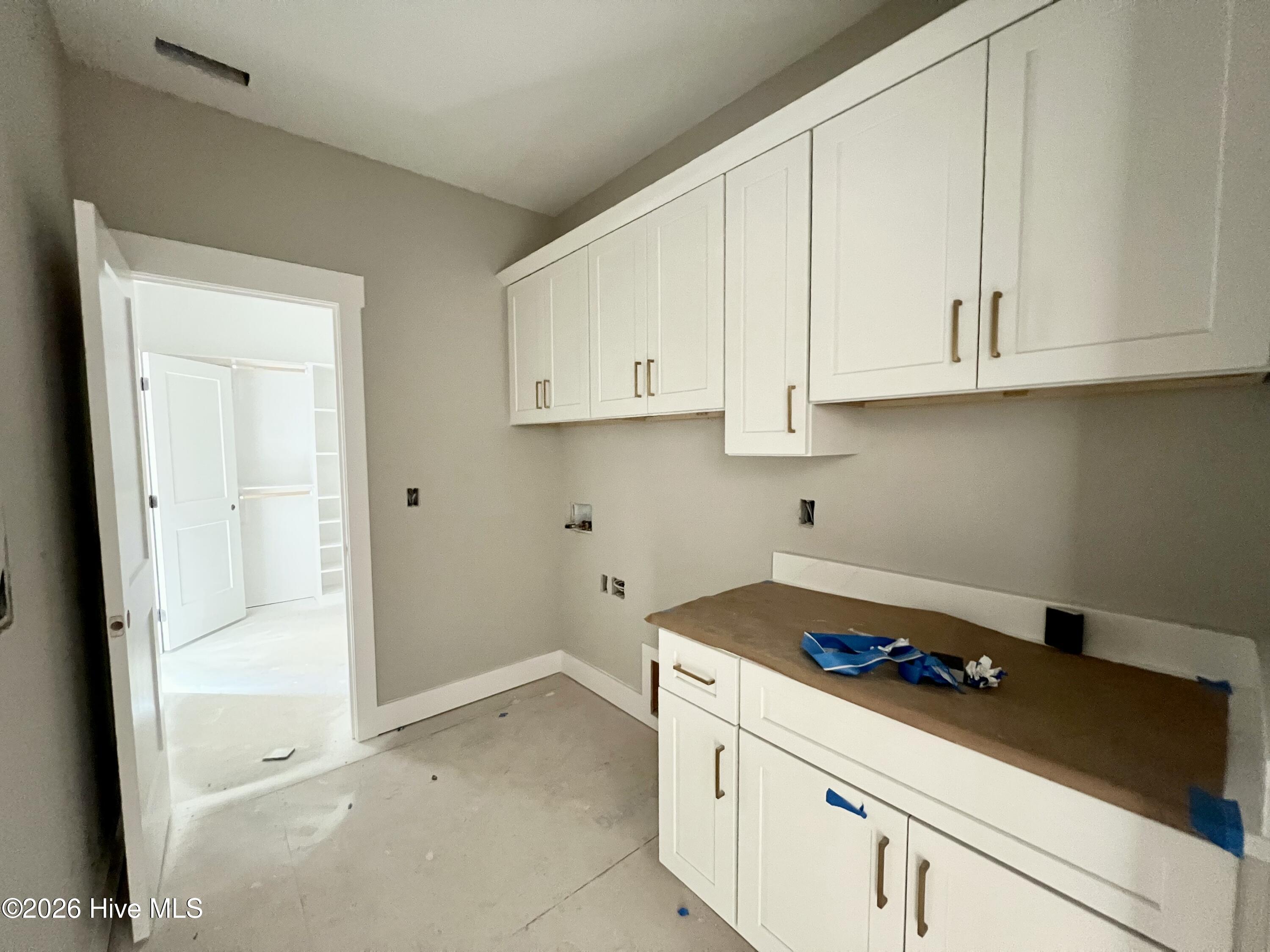 143 Hillstead Way Property Photo 25
