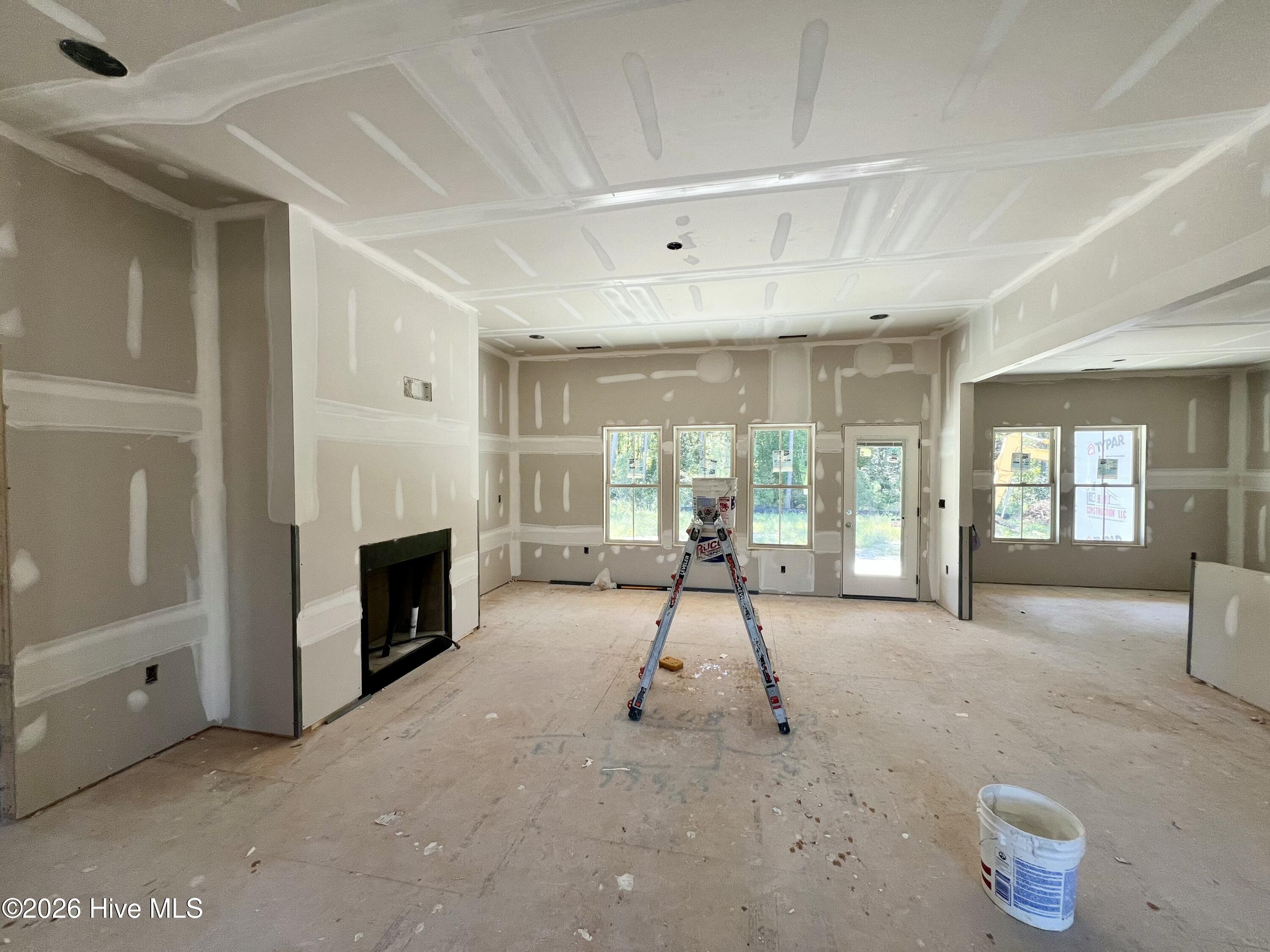 143 Hillstead Way Property Photo 28