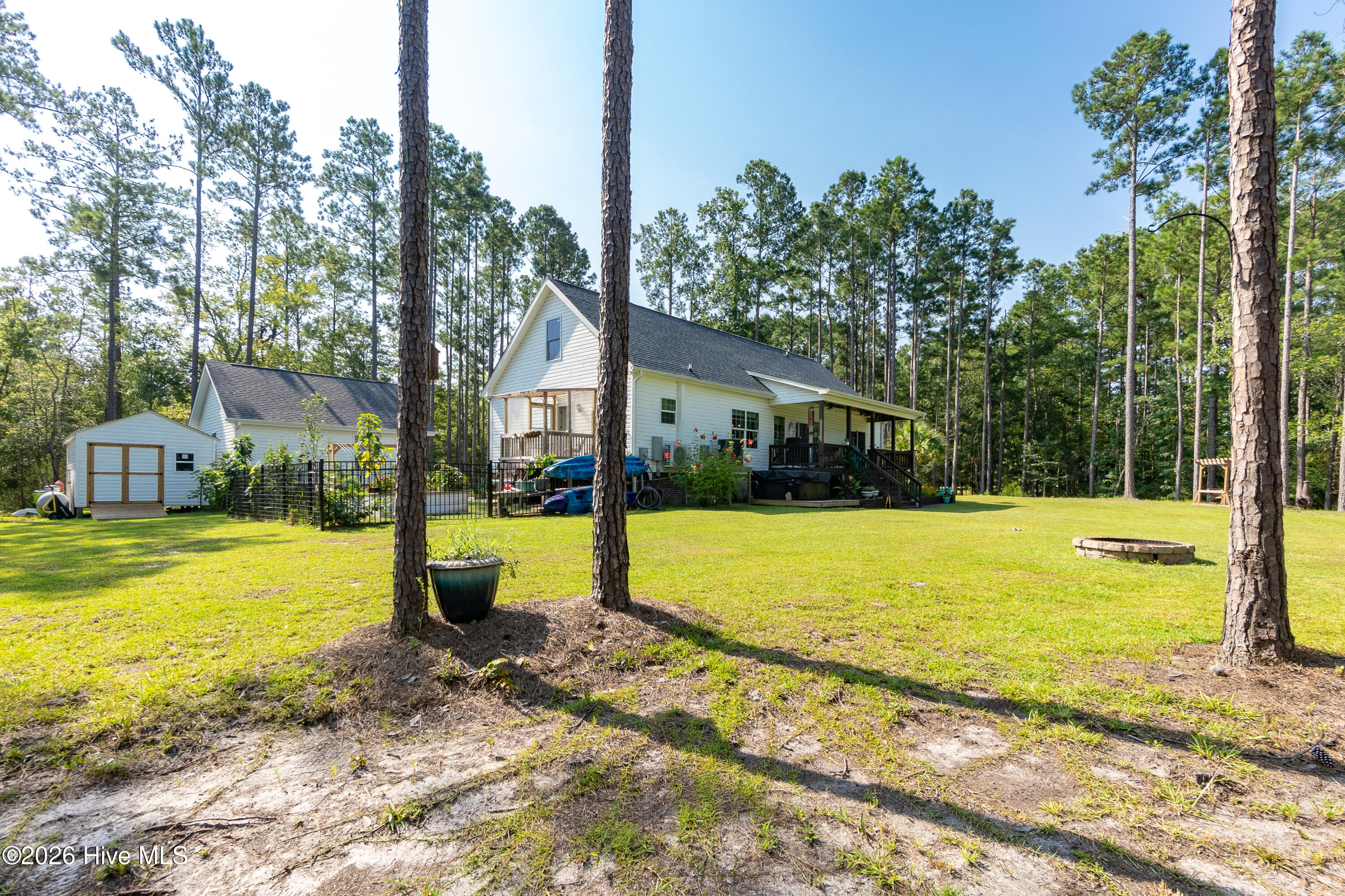 418 Vicksburg Court Property Photo 10
