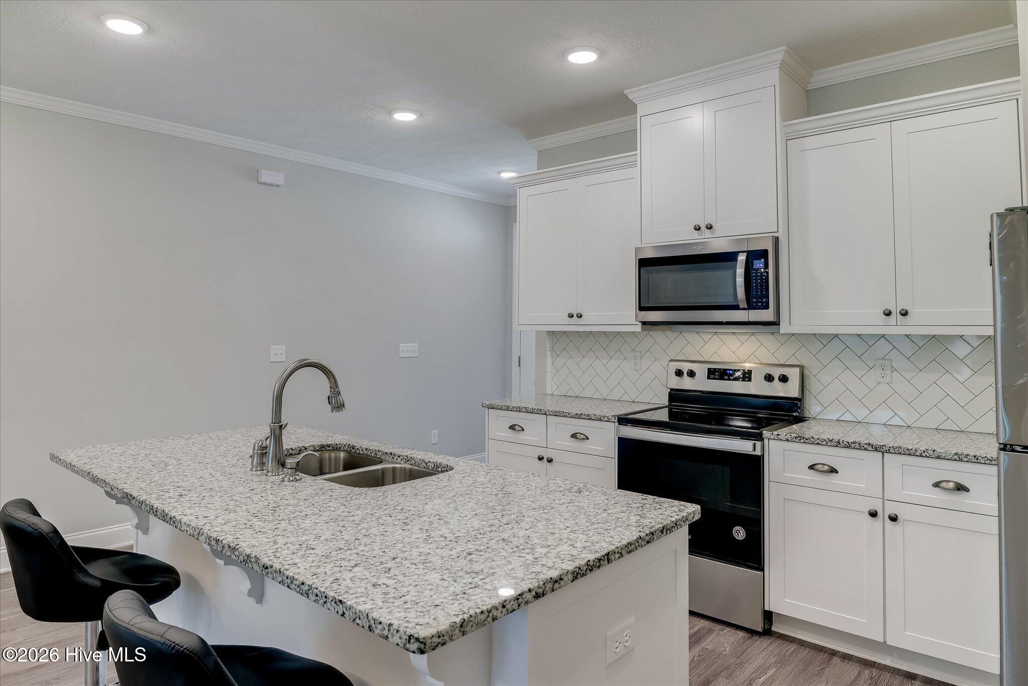 544 Vinings Drive 7 Property Photo 16