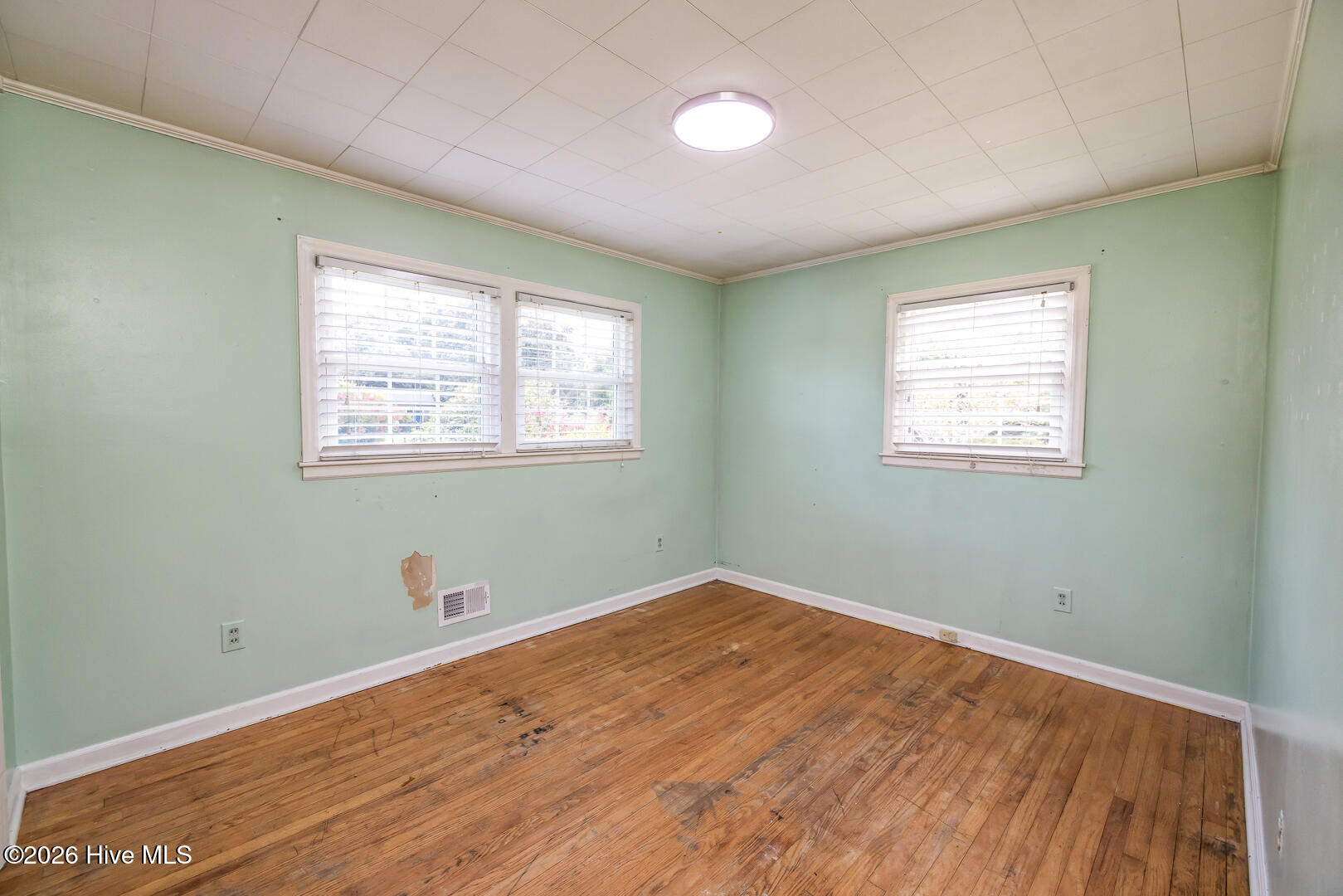 3851 Sylvan Drive Property Photo 12