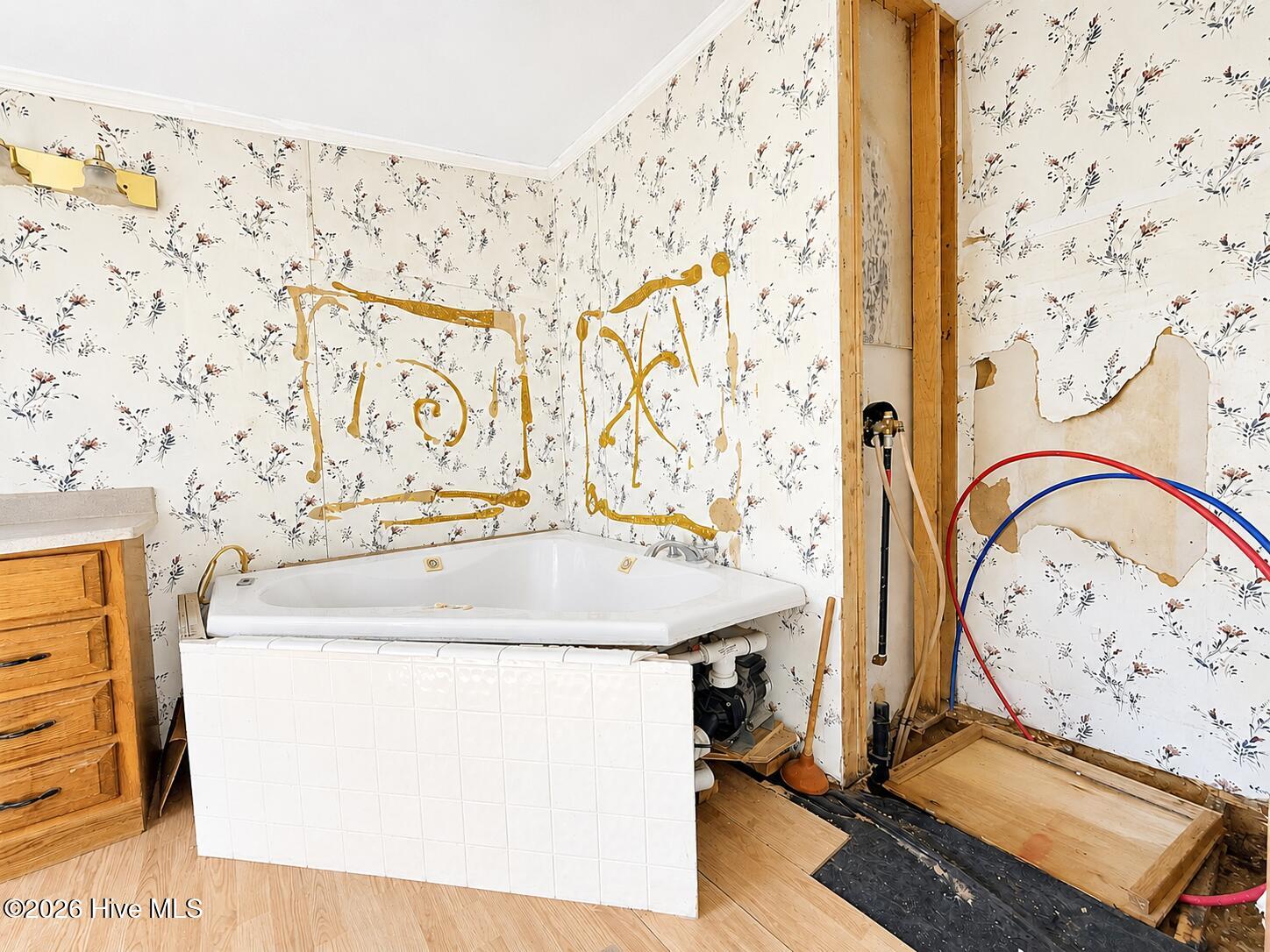 572 Ben Jones Road Property Photo 10