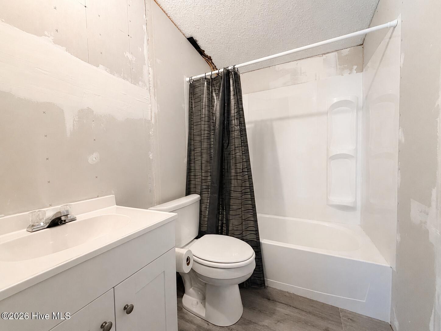 572 Ben Jones Road Property Photo 12