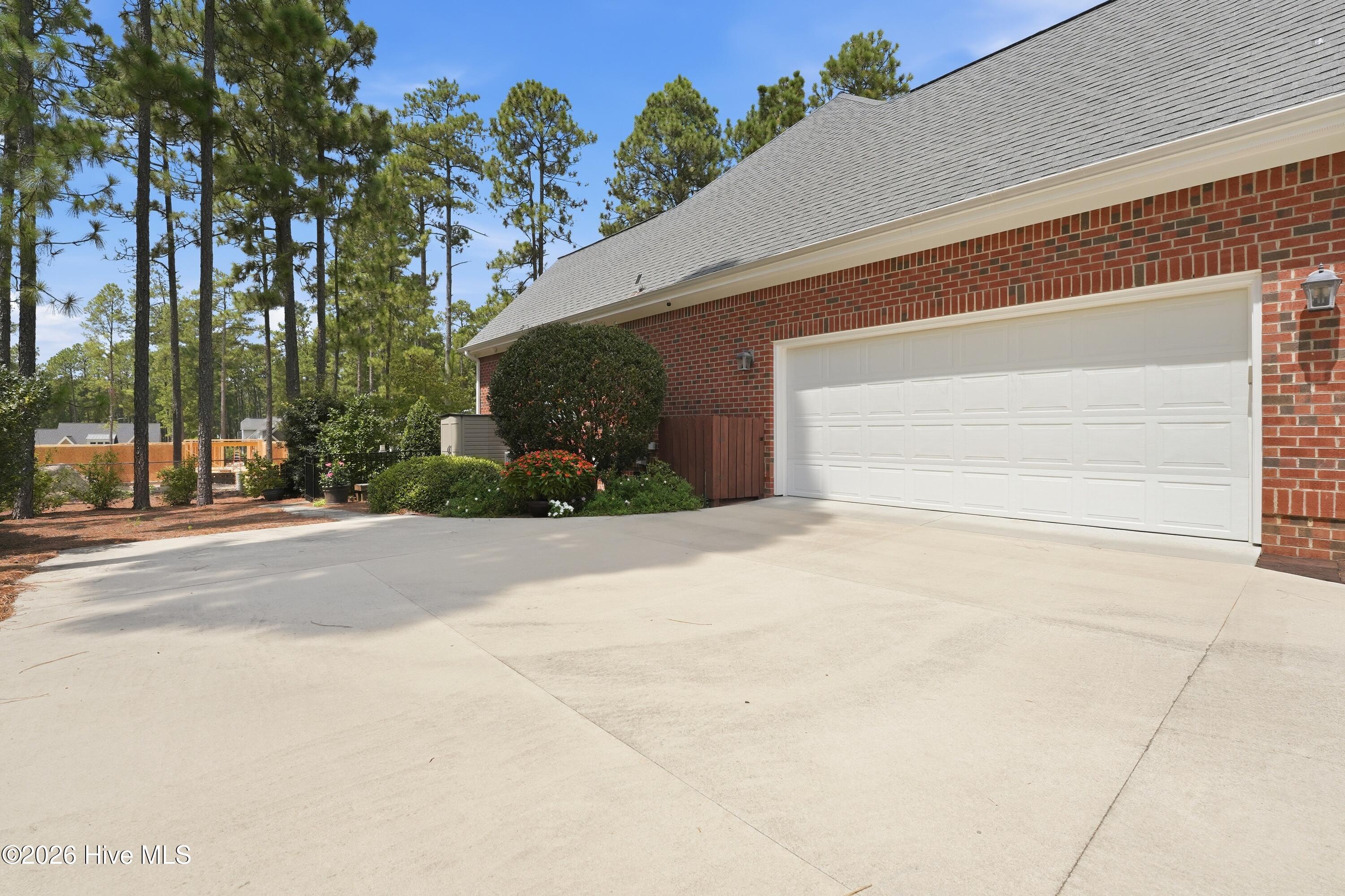 190 Wiregrass Lane Property Photo 46