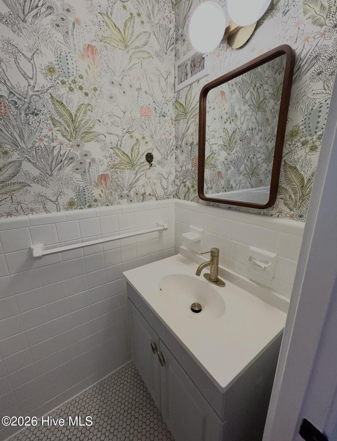 215 Keaton Avenue Property Photo 12