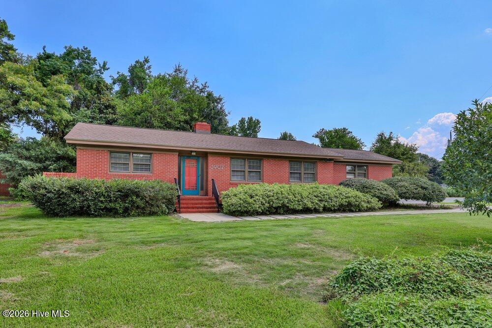 3902 Halifax Road Property Photo 1