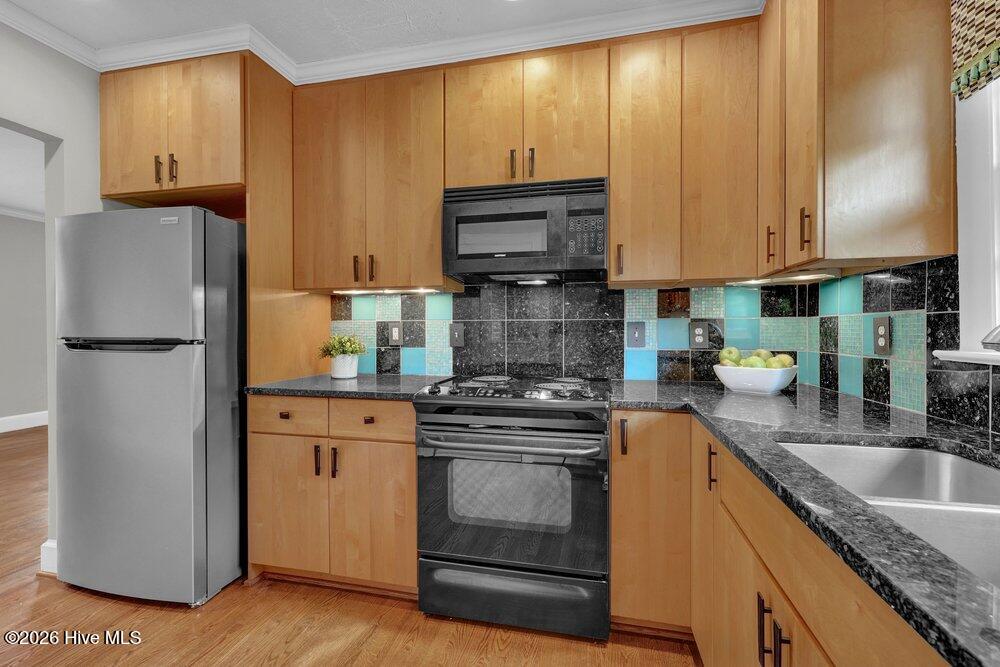 3902 Halifax Road Property Photo 16