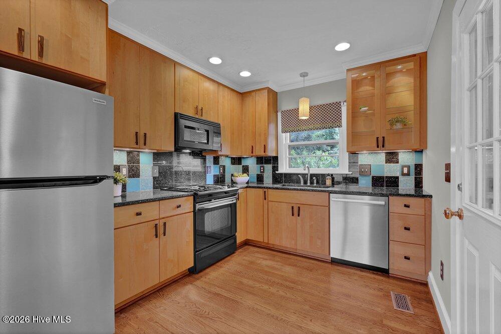 3902 Halifax Road Property Photo 17