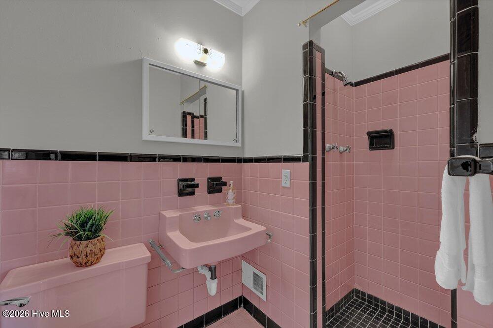 3902 Halifax Road Property Photo 20