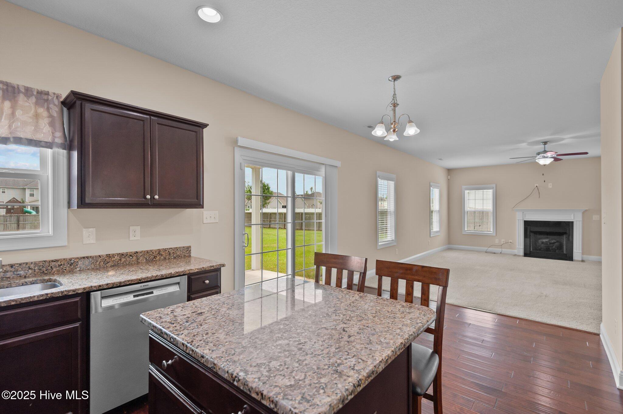 123 Lindenrain Boulevard Property Photo 5
