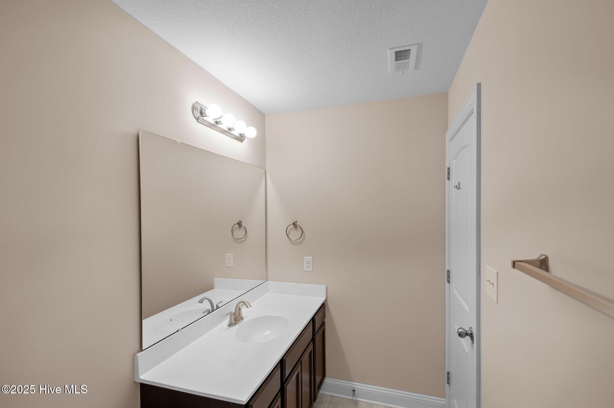 123 Lindenrain Boulevard Property Photo 22