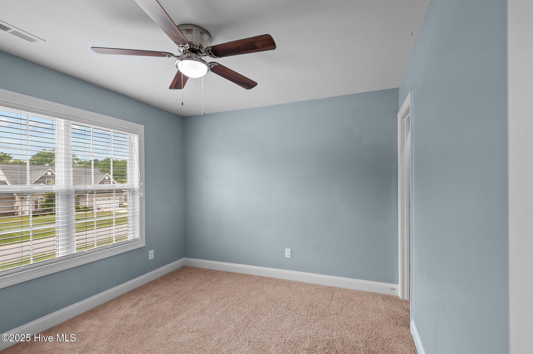 123 Lindenrain Boulevard Property Photo 23