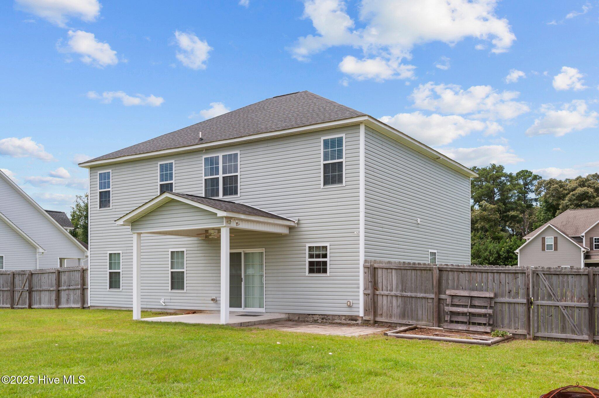 123 Lindenrain Boulevard Property Photo 29