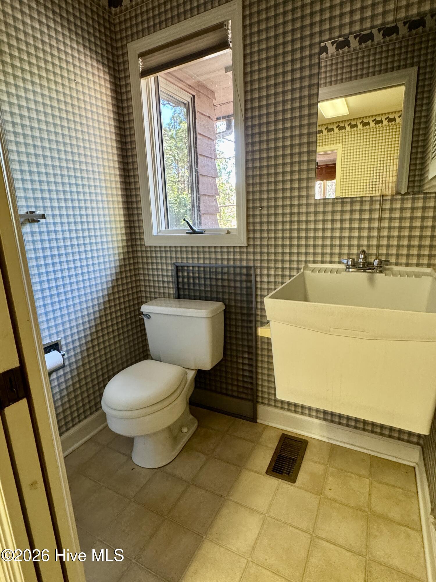 109 Berwick Avenue Property Photo 19