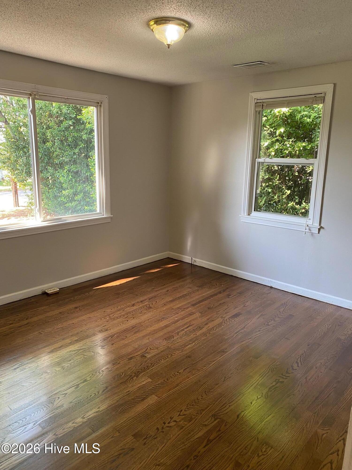 1002 Skyview Drive Property Photo 11