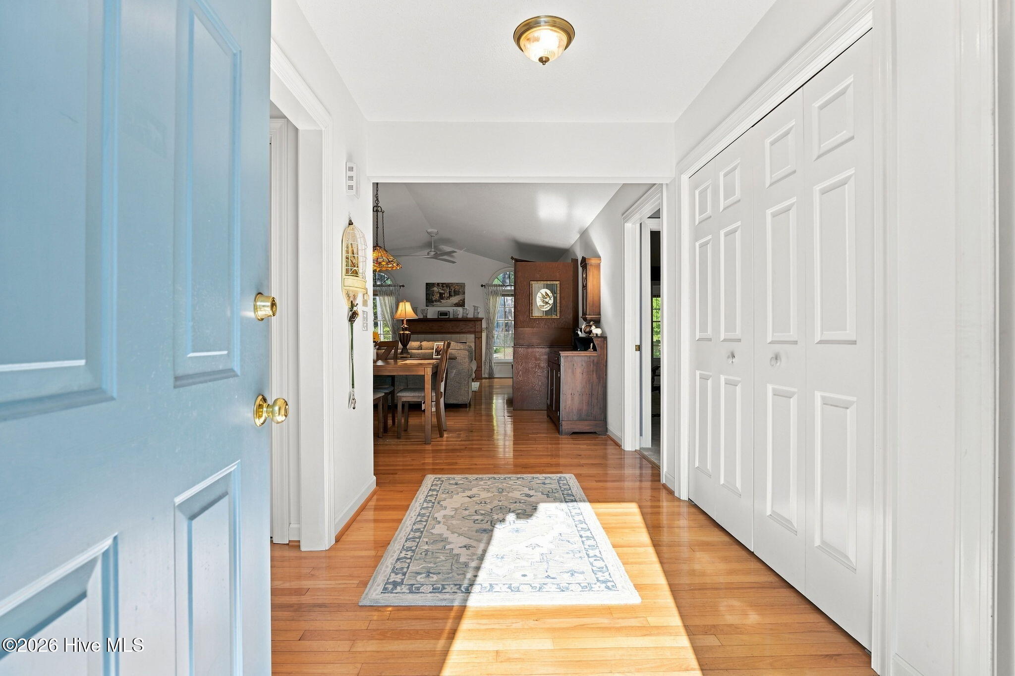 2302 Wentworth Circle Property Photo 7